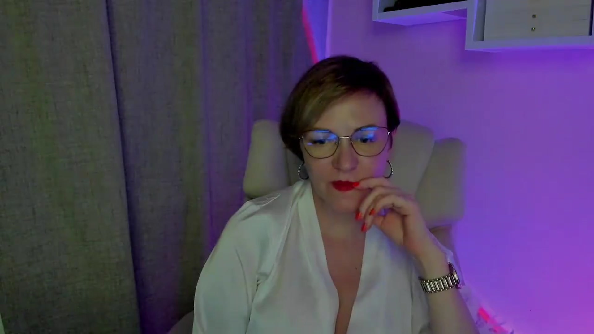Gallery image thumbnail from EroticFELIZIA's myfreecams stream on, 08/29/2026, 18:34 image 13 of 20
