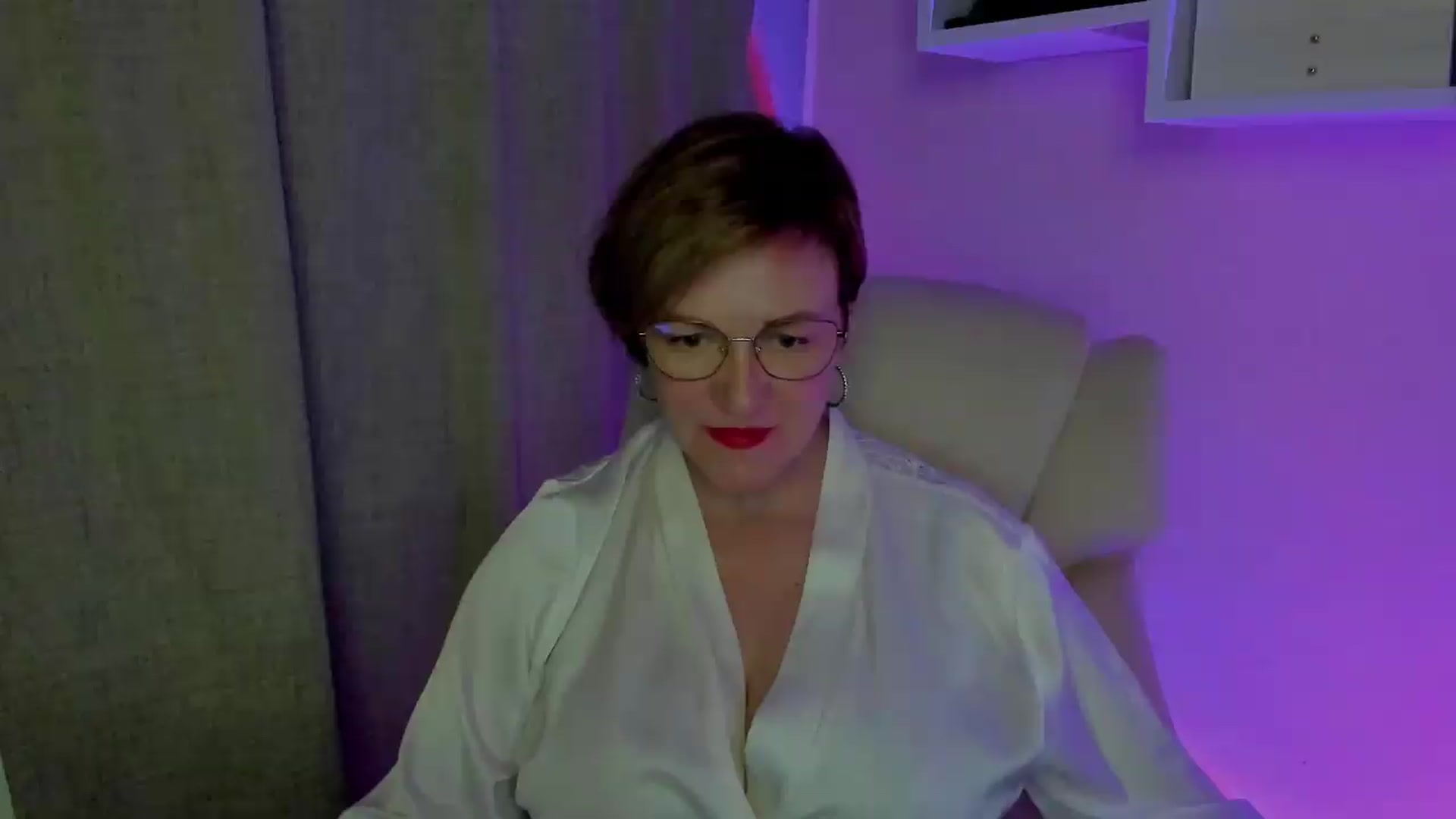 Gallery image thumbnail from EroticFELIZIA's myfreecams stream on, 08/29/2026, 18:34 image 1 of 20