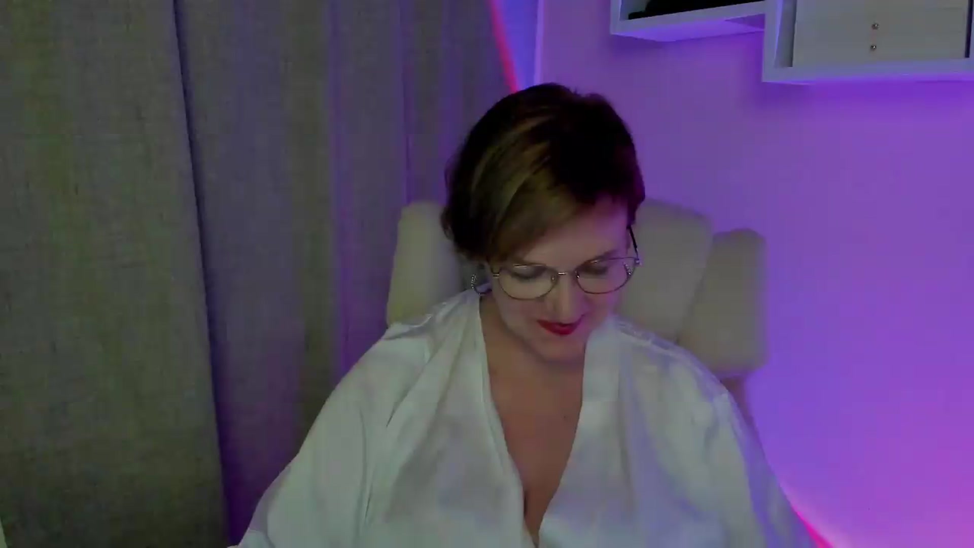 Gallery image thumbnail from EroticFELIZIA's myfreecams stream on, 08/29/2026, 19:31 image 10 of 20