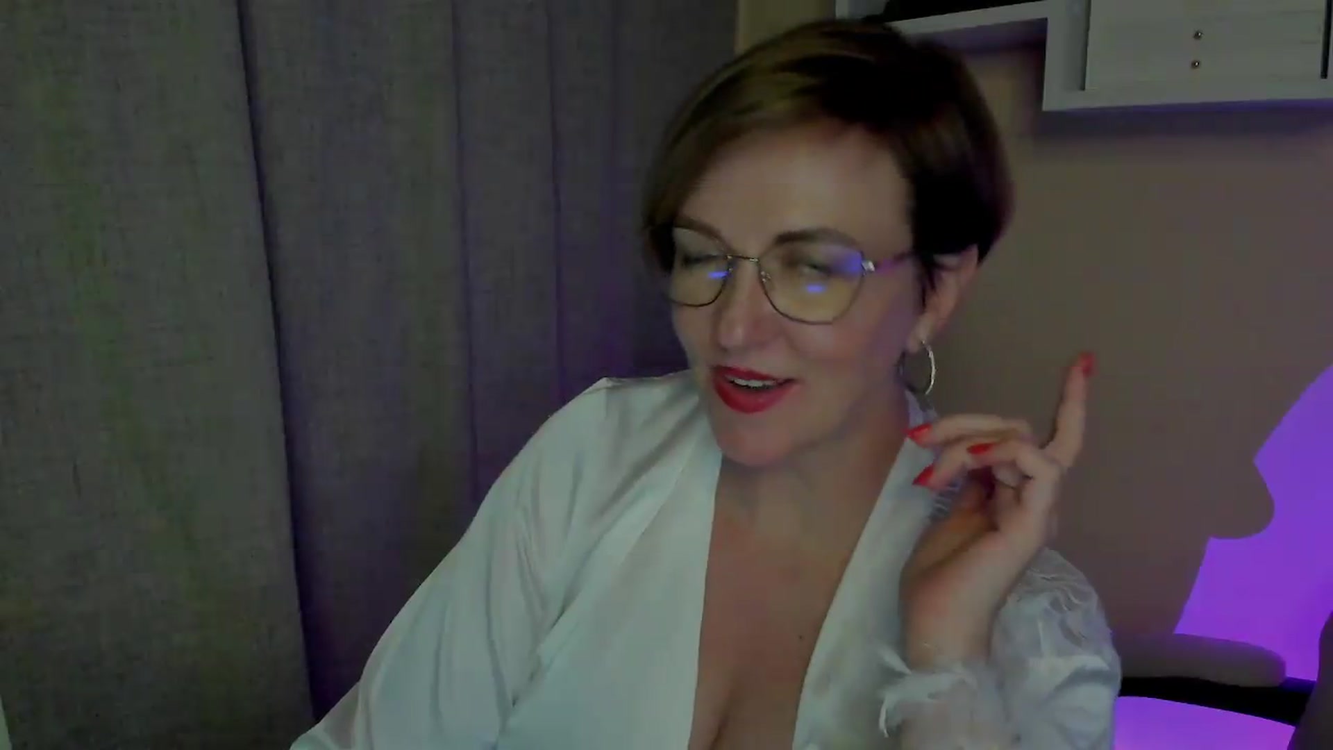 Gallery image thumbnail from EroticFELIZIA's myfreecams stream on, 08/29/2026, 19:31 image 18 of 20