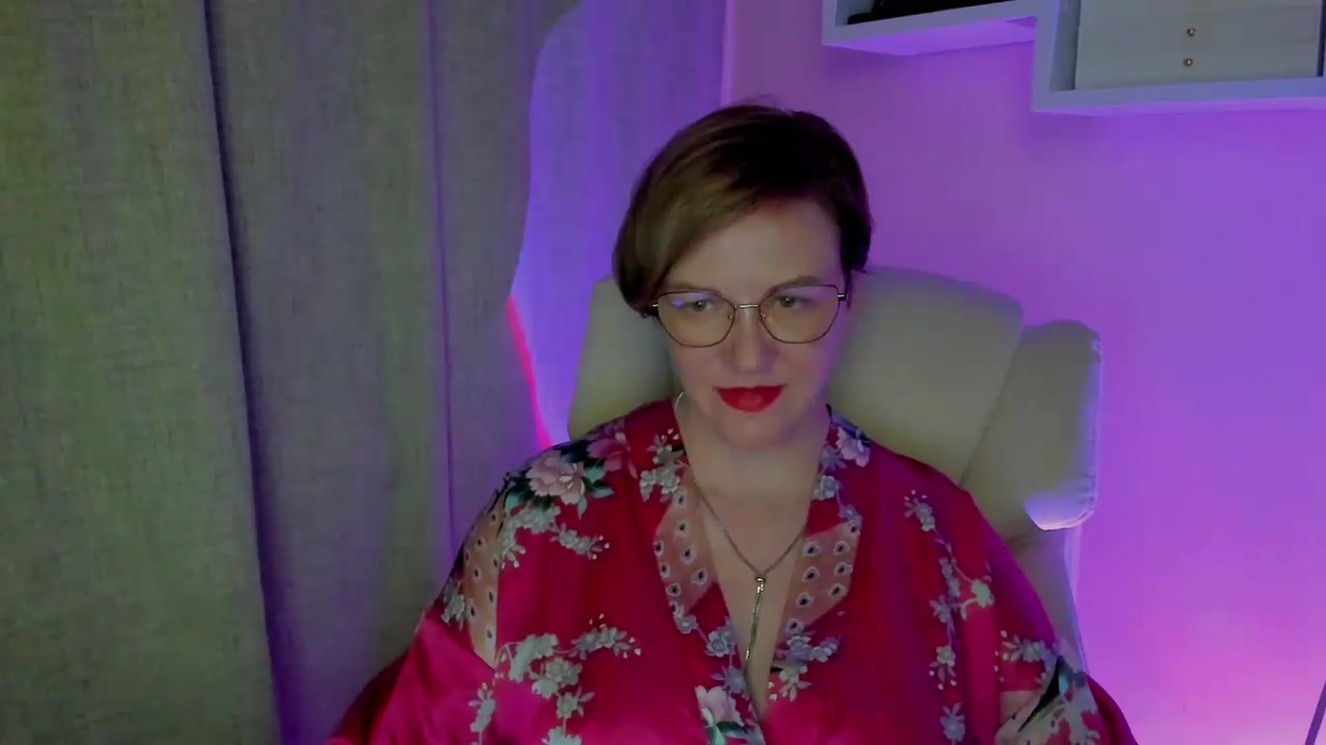 Gallery image thumbnail from EroticFELIZIA's myfreecams stream on, 08/30/2026, 14:56 image 10 of 20