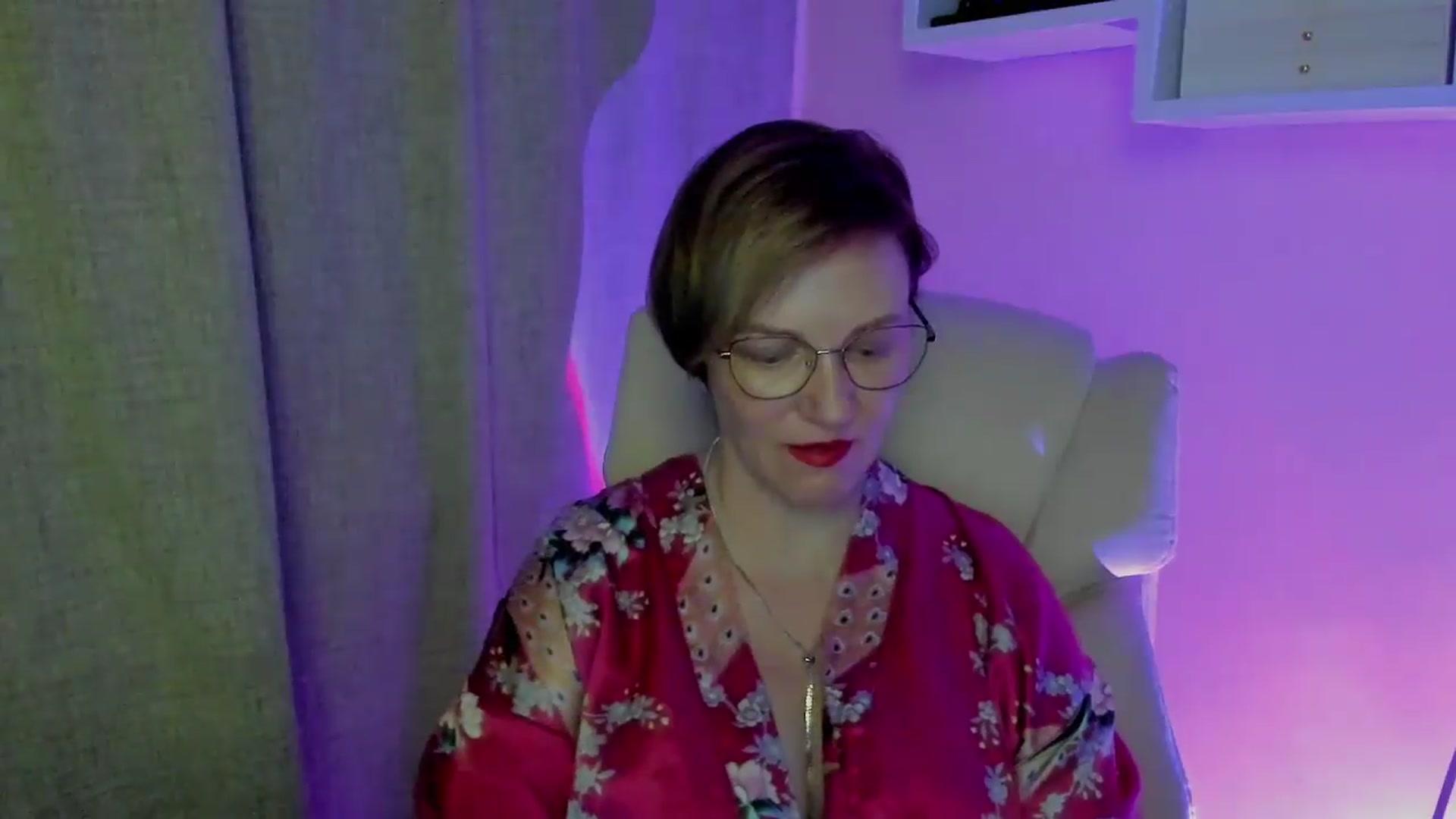 Gallery image thumbnail from EroticFELIZIA's myfreecams stream on, 08/30/2026, 14:56 image 6 of 20