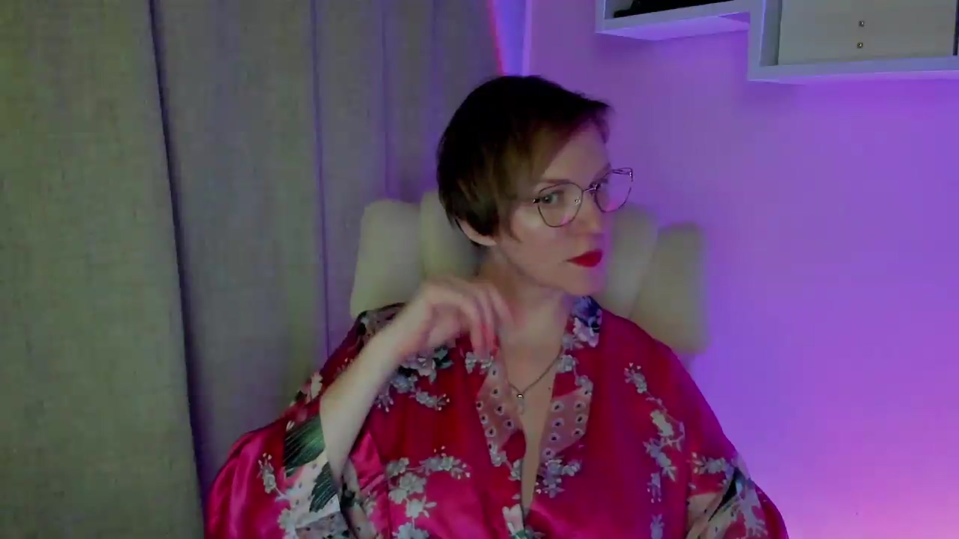 Gallery image thumbnail from EroticFELIZIA's myfreecams stream on, 08/30/2026, 14:56 image 13 of 20