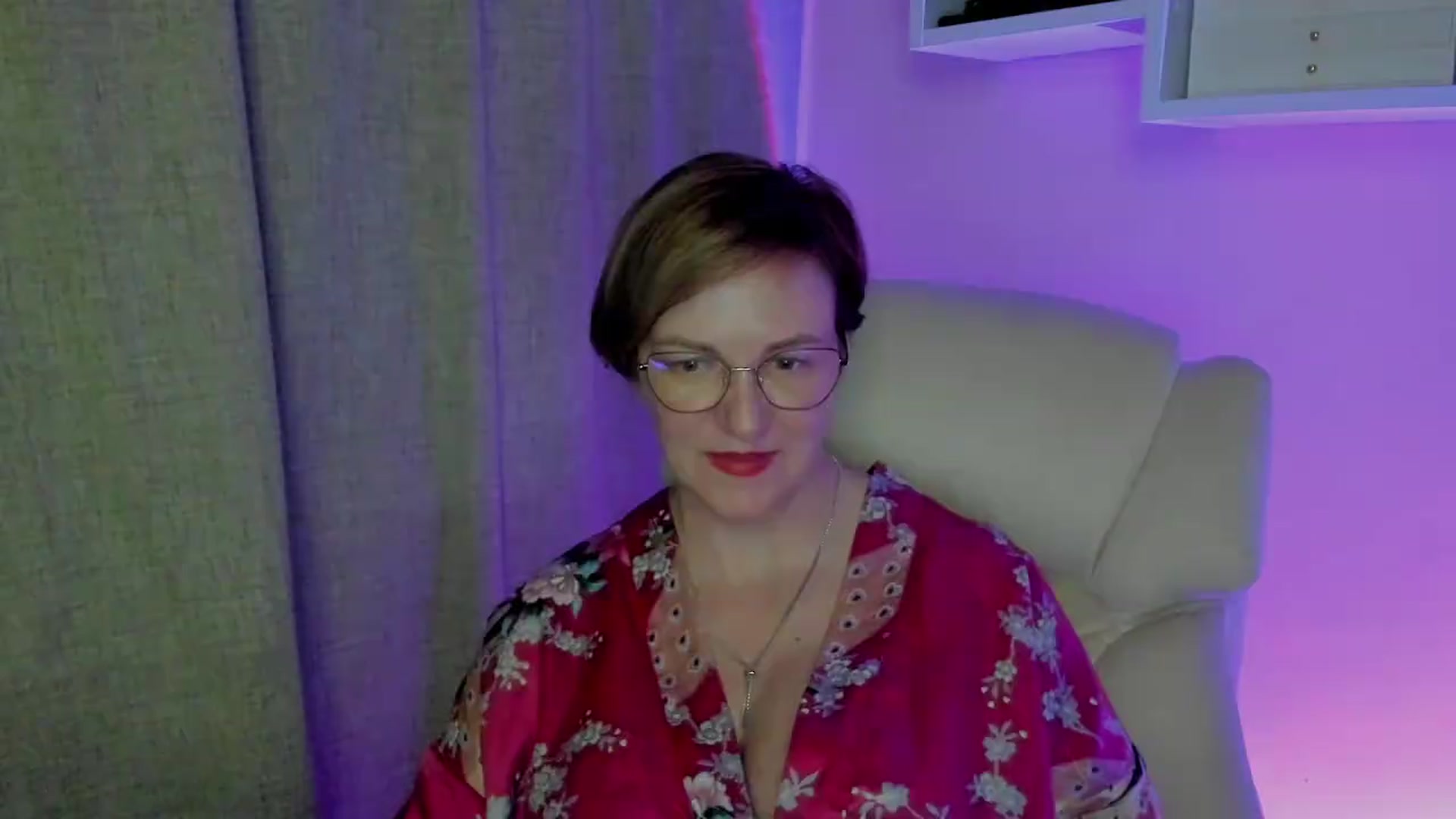 Gallery image thumbnail from EroticFELIZIA's myfreecams stream on, 08/30/2026, 16:34 image 15 of 20