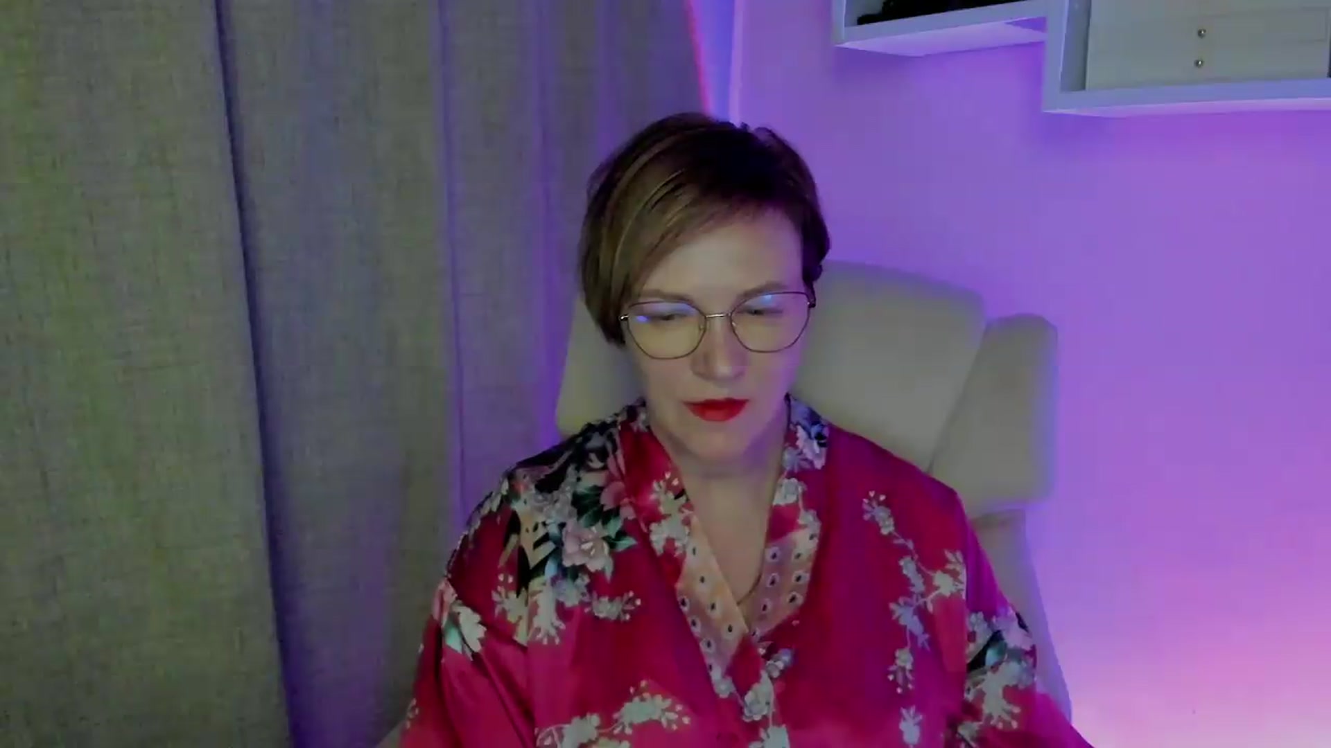 Gallery image thumbnail from EroticFELIZIA's myfreecams stream on, 08/30/2026, 18:43 image 5 of 20