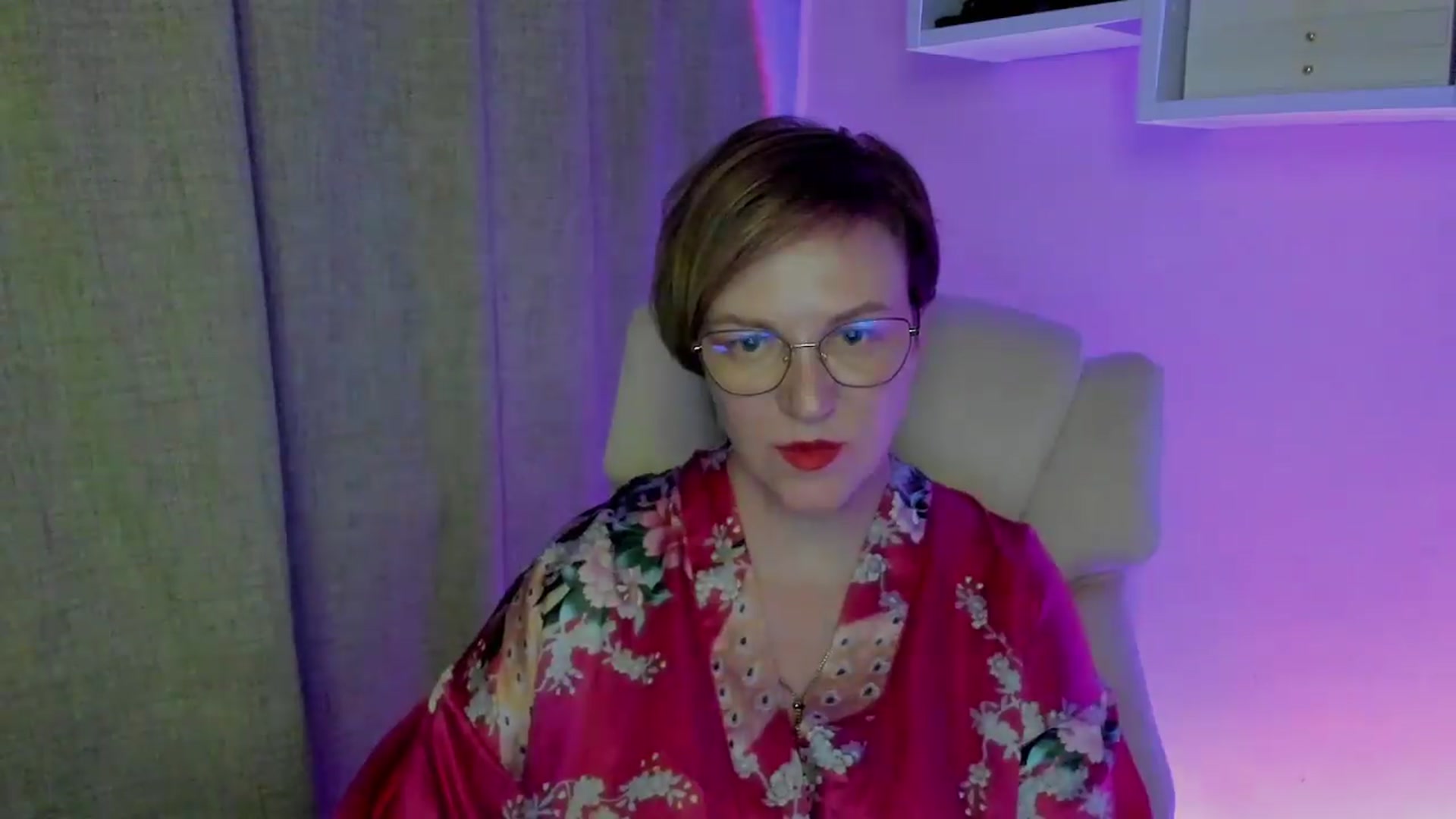Gallery image thumbnail from EroticFELIZIA's myfreecams stream on, 08/30/2026, 18:43 image 16 of 20