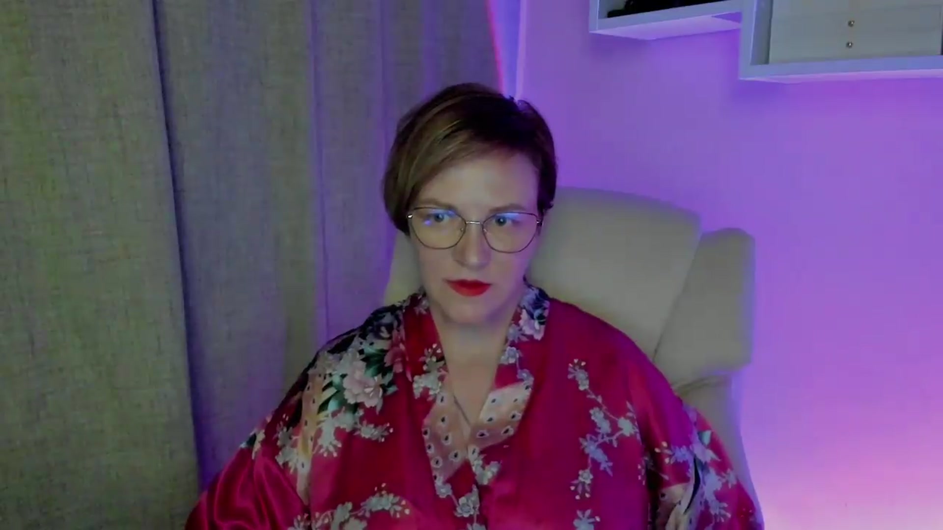 Gallery image thumbnail from EroticFELIZIA's myfreecams stream on, 08/30/2026, 18:43 image 14 of 20