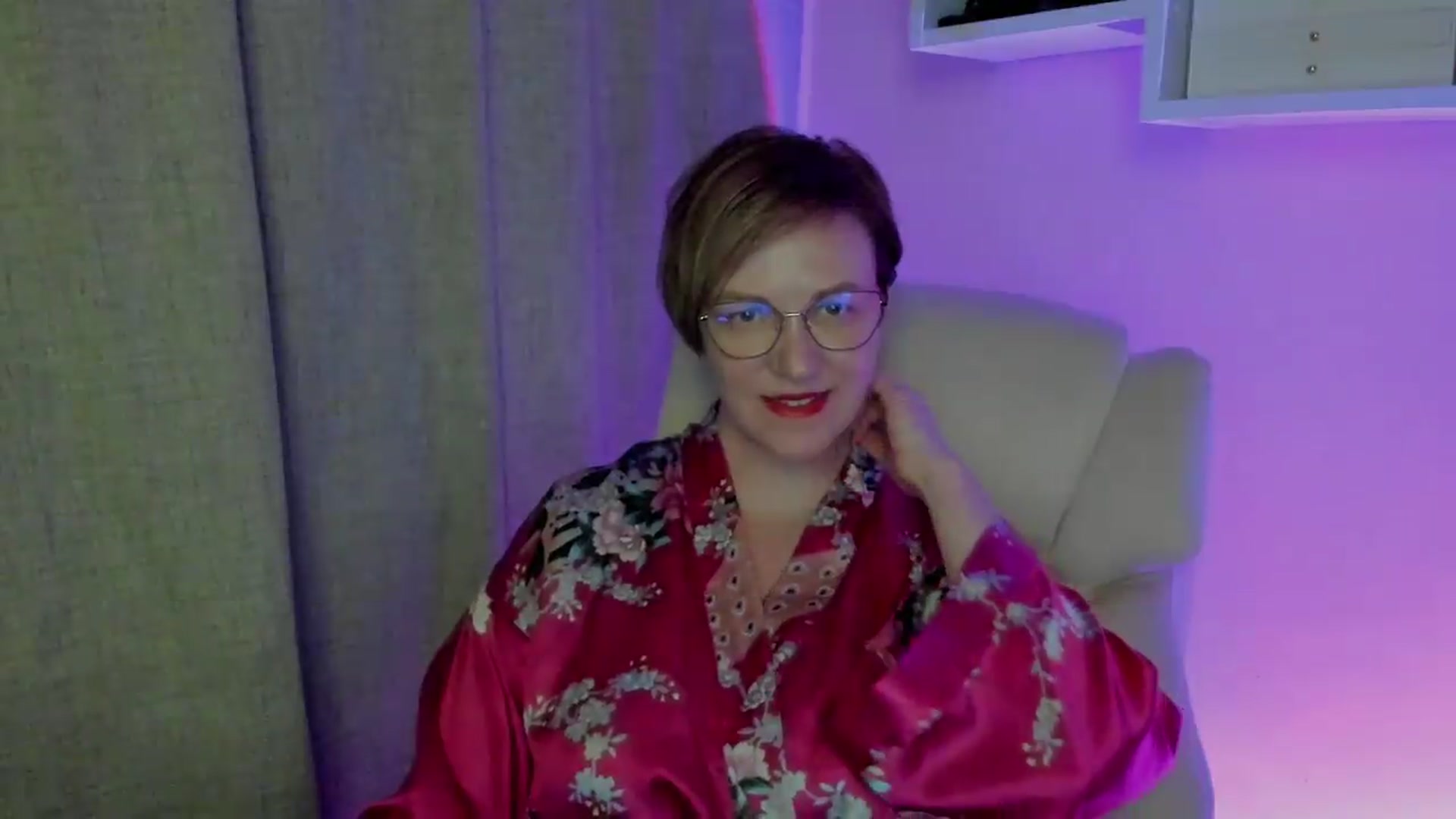 Gallery image thumbnail from EroticFELIZIA's myfreecams stream on, 08/30/2026, 18:43 image 6 of 20