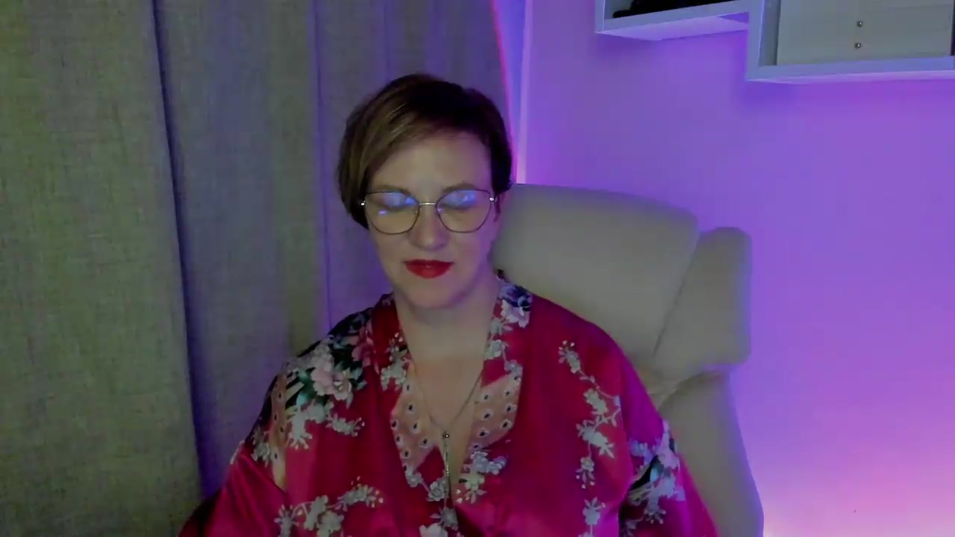 Gallery image thumbnail from EroticFELIZIA's myfreecams stream on, 08/30/2026, 18:43 image 18 of 20