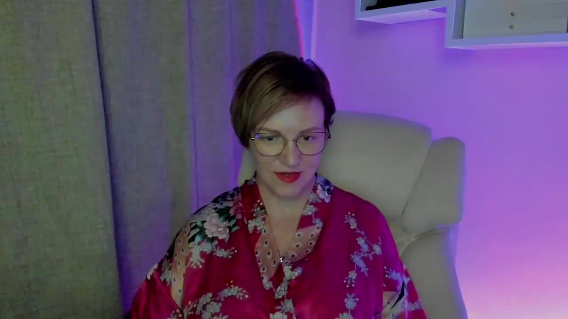 Gallery image thumbnail from EroticFELIZIA's myfreecams stream on, 08/30/2026, 18:43 image 10 of 20
