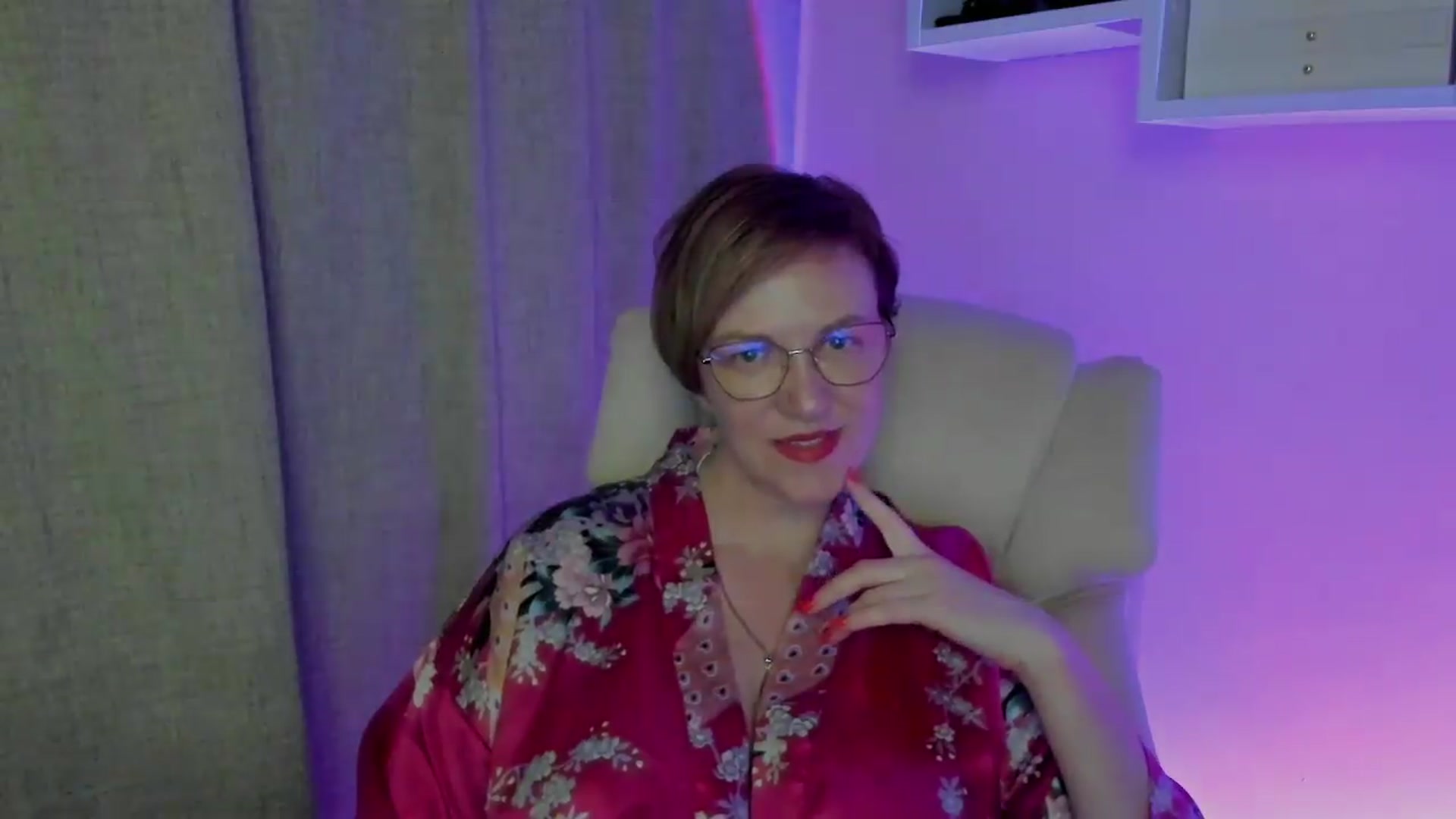 Gallery image thumbnail from EroticFELIZIA's myfreecams stream on, 08/30/2026, 18:43 image 19 of 20