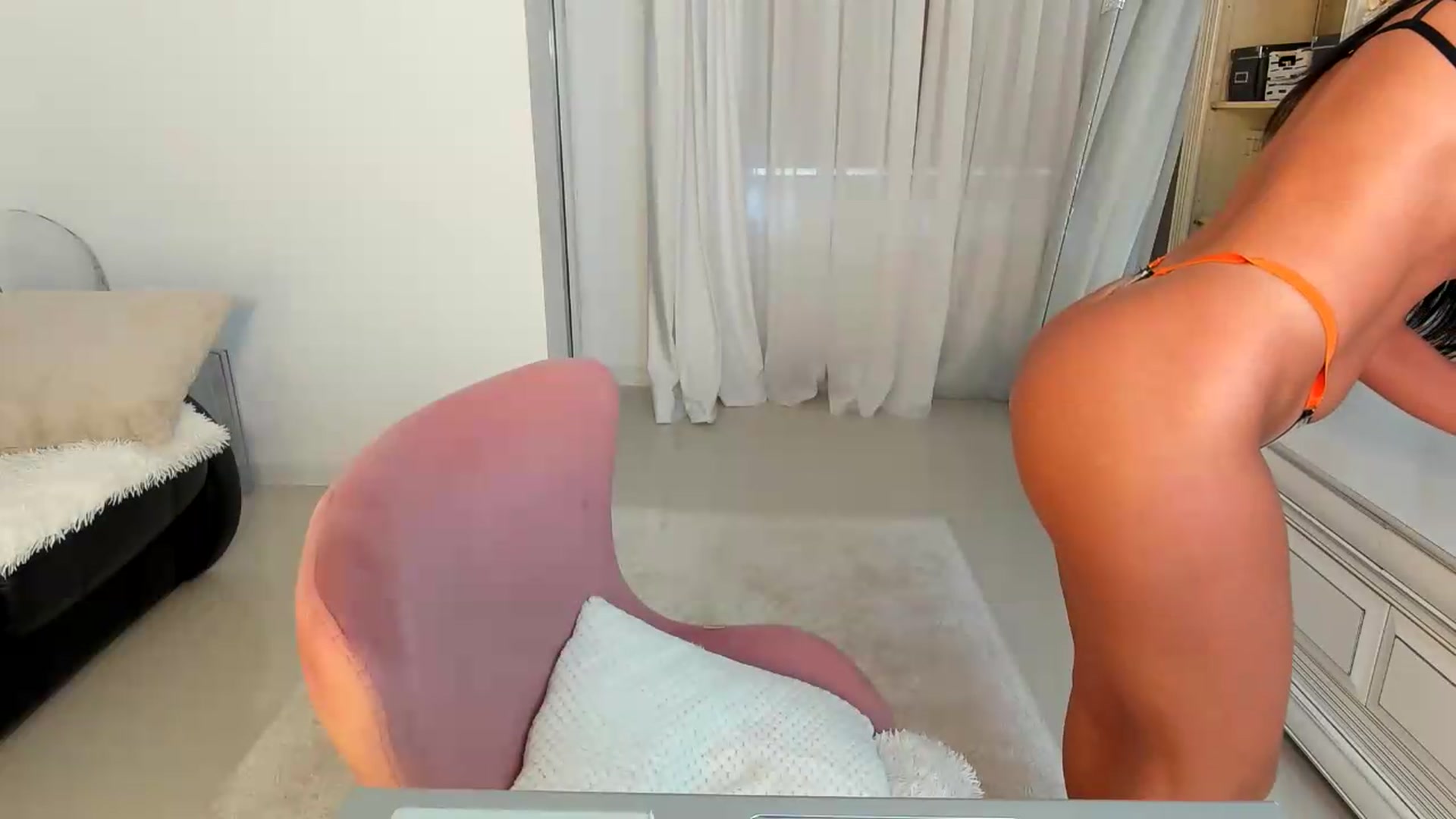 Gallery image thumbnail from EroticQueen's myfreecams stream on, 08/29/2026, 13:31 image 3 of 20