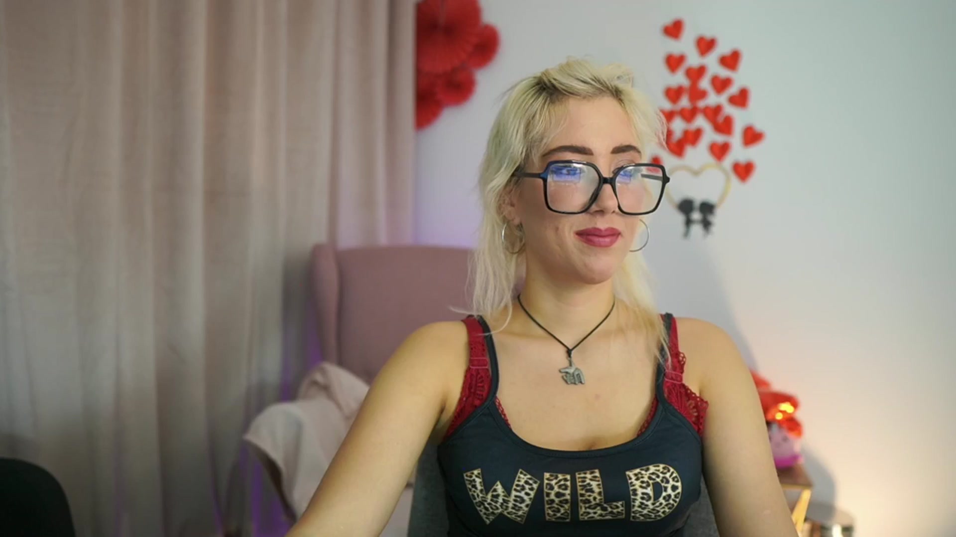Gallery image thumbnail from Eroticablond's myfreecams stream on, 02/13/2025, 19:08 image 6 of 20