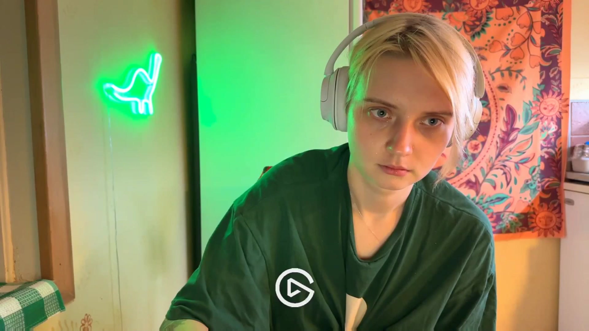 Gallery image thumbnail from Err0r402's myfreecams stream on, 03/04/2024, 23:56 image 1 of 20