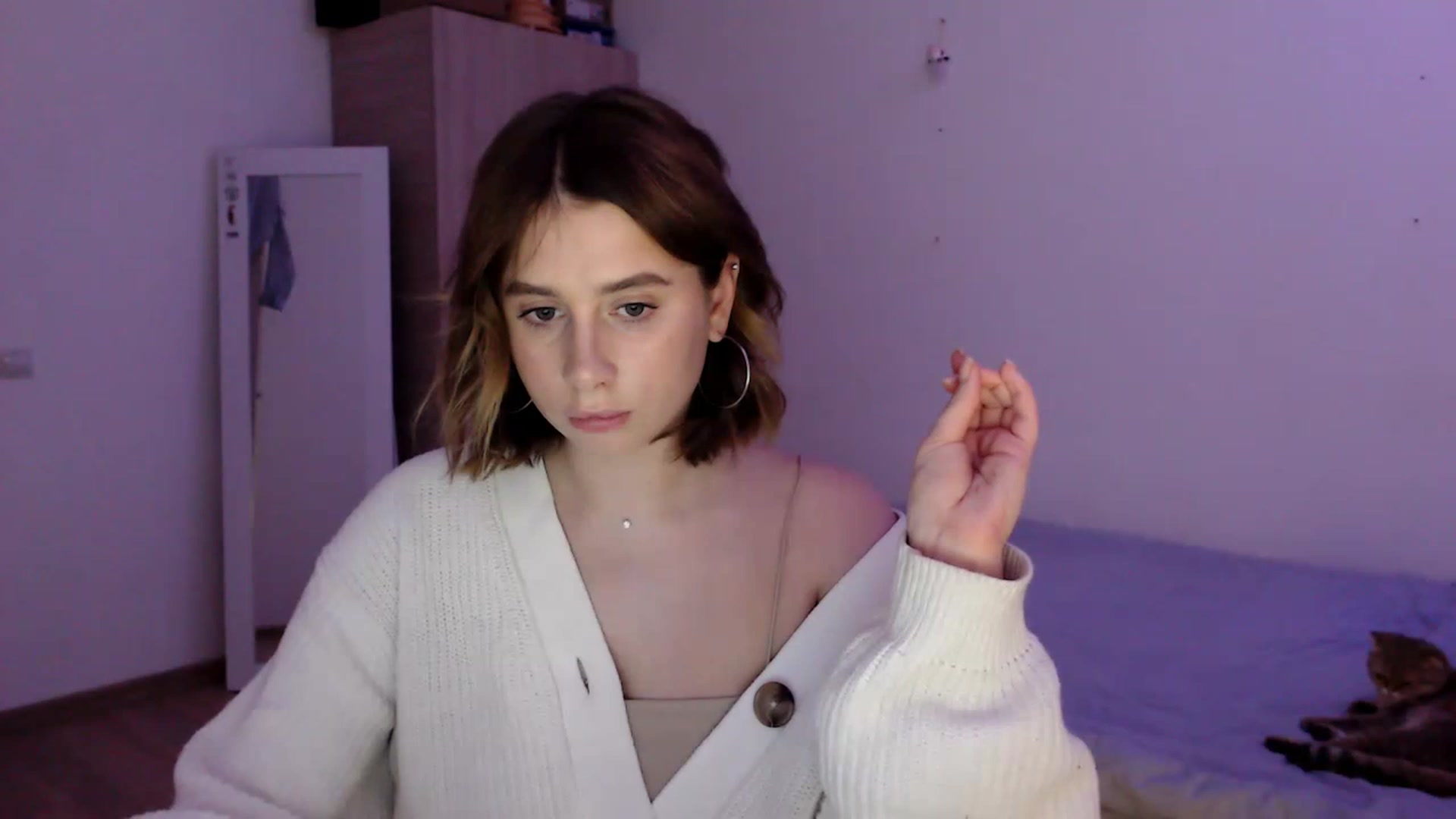 Gallery image thumbnail from EseniaKiss's myfreecams stream on, 12/22/2022, 15:57 image 11 of 20
