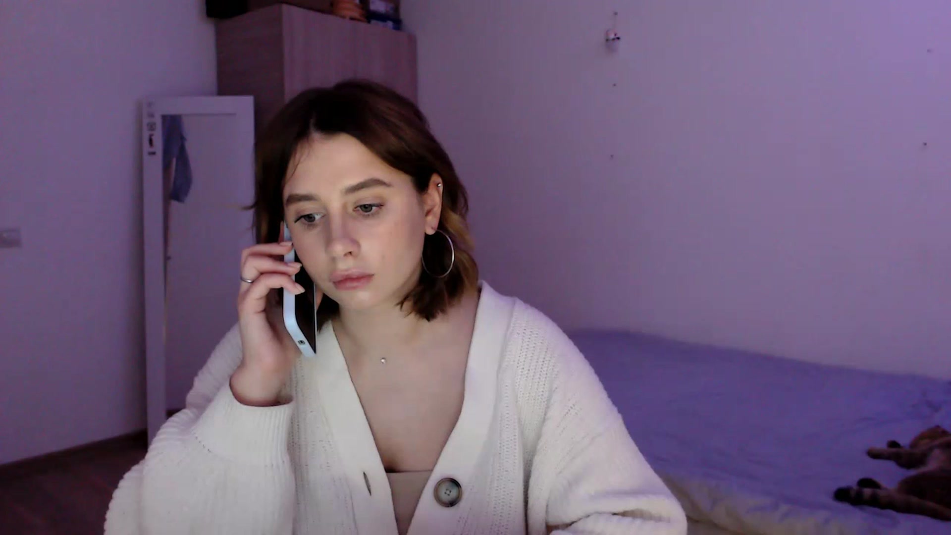 Gallery image thumbnail from EseniaKiss's myfreecams stream on, 12/22/2022, 15:57 image 8 of 20
