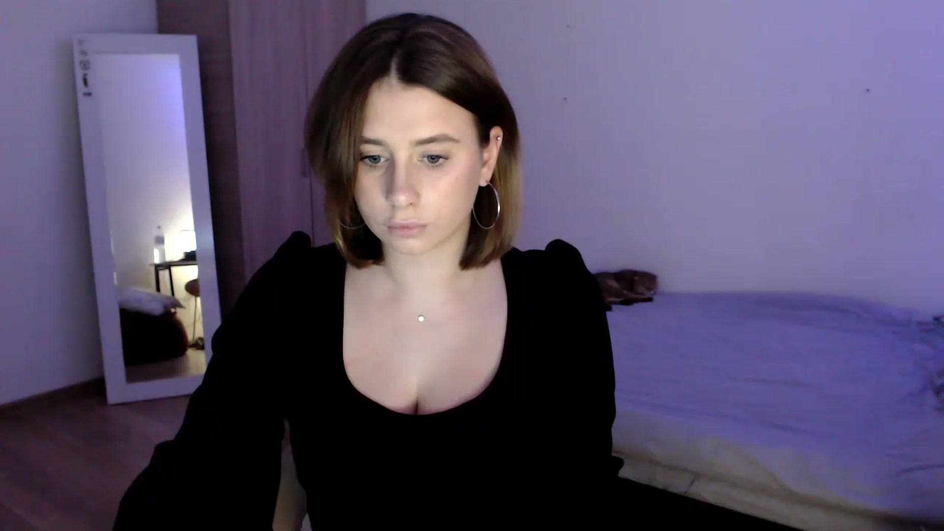 Gallery image thumbnail from EseniaKiss's myfreecams stream on, 12/26/2022, 15:41 image 19 of 20