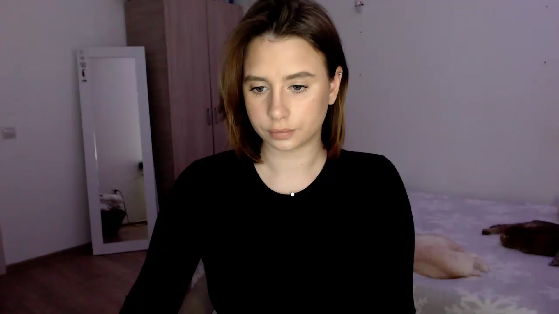 Gallery image thumbnail from EseniaKiss's myfreecams stream on, 01/06/2023, 18:32 image 2 of 20