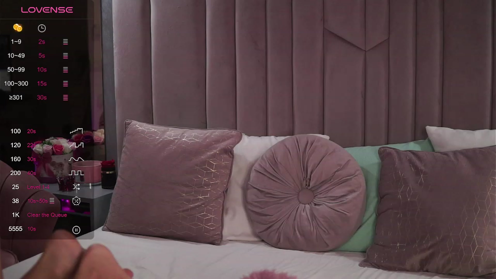 Gallery image thumbnail from EsmeAinsley's myfreecams stream on, 12/06/2023, 05:44 image 15 of 20