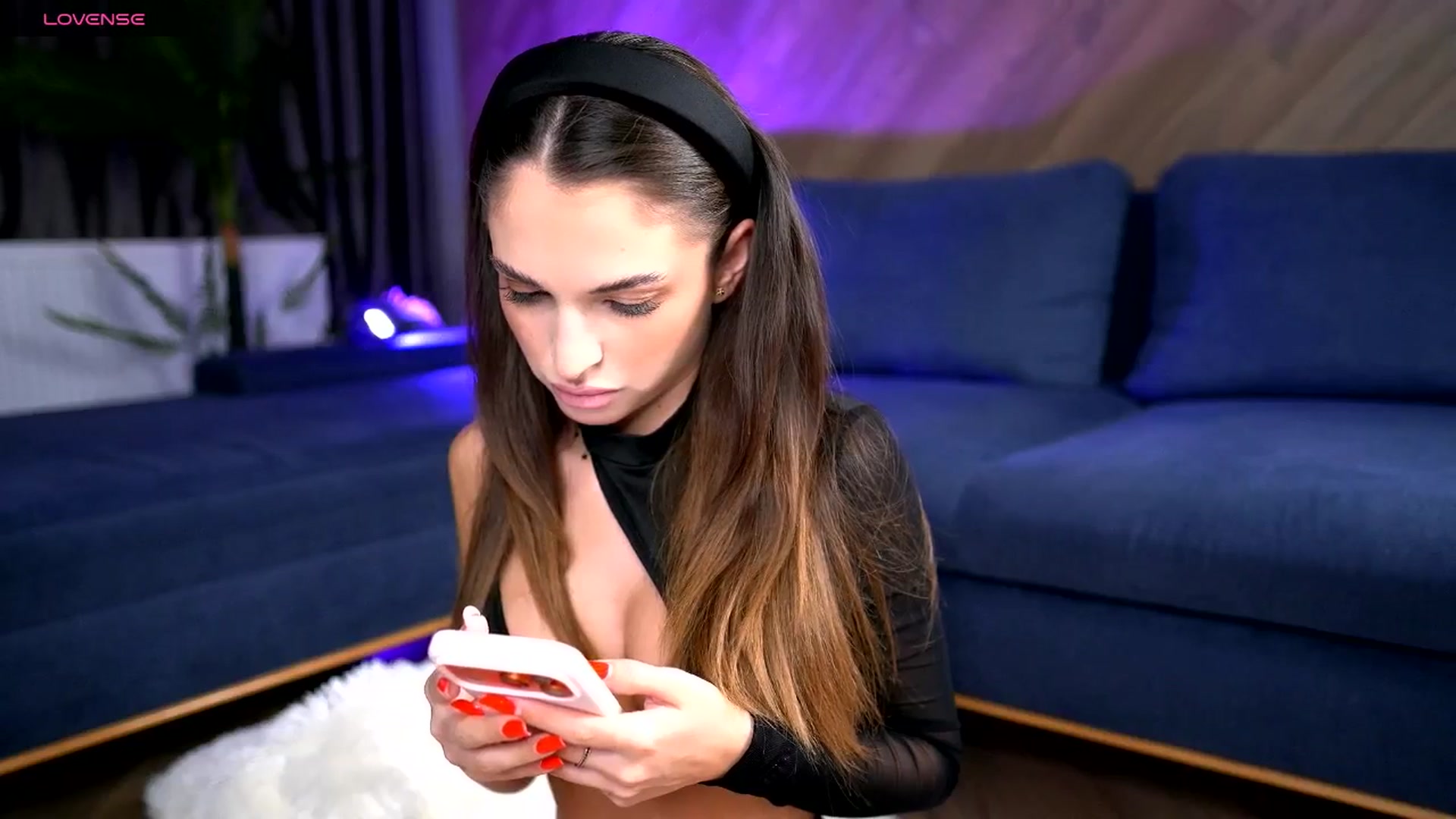 Gallery image thumbnail from EsmeAinsley's myfreecams stream on, 02/04/2026, 24:40 image 4 of 20