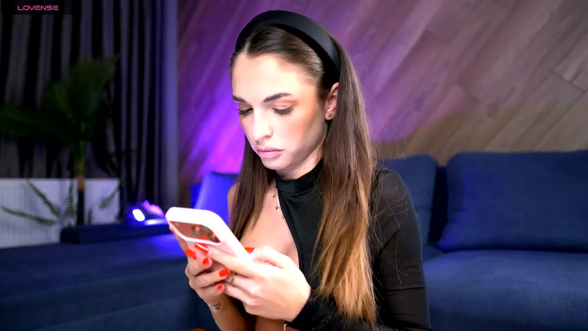Gallery image thumbnail from EsmeAinsley's myfreecams stream on, 02/04/2026, 03:09 image 7 of 20