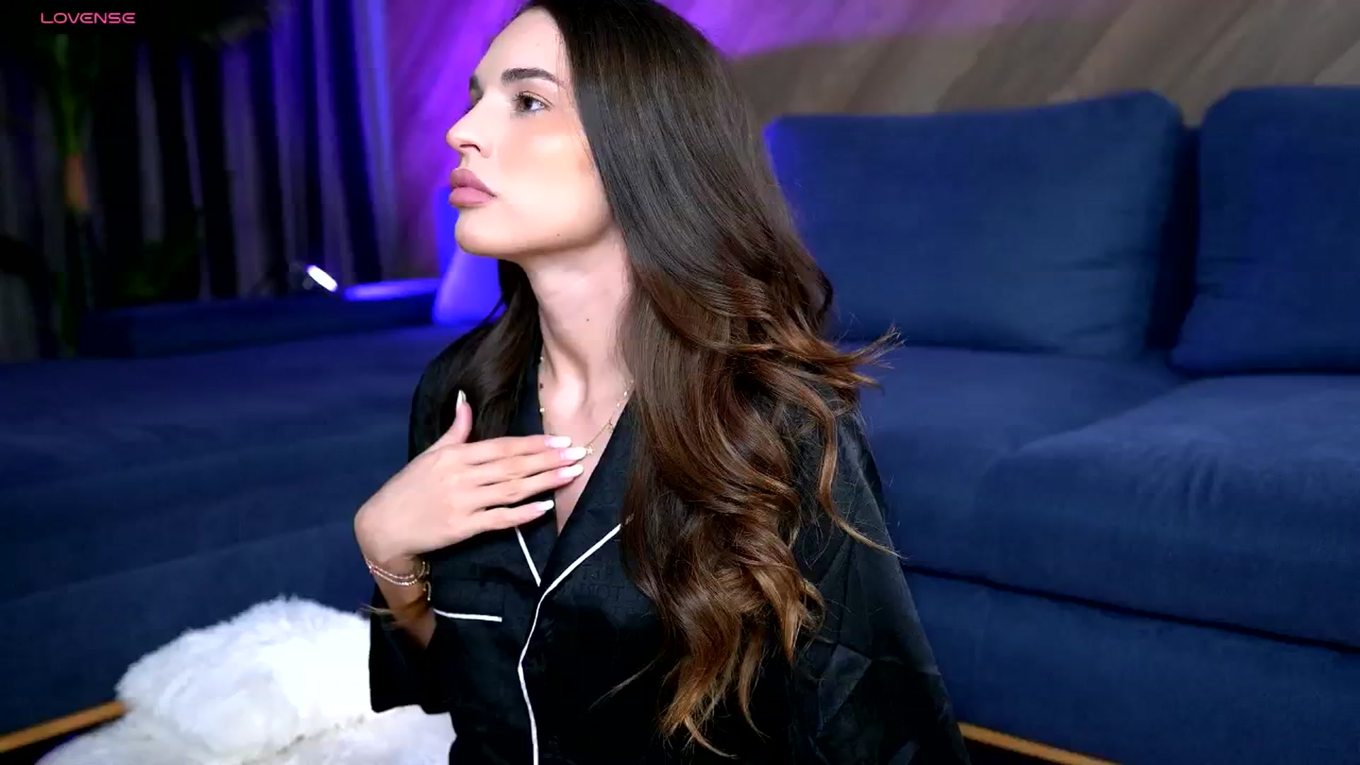 Gallery image thumbnail from EsmeAinsley's myfreecams stream on, 04/01/2026, 02:37 image 14 of 20