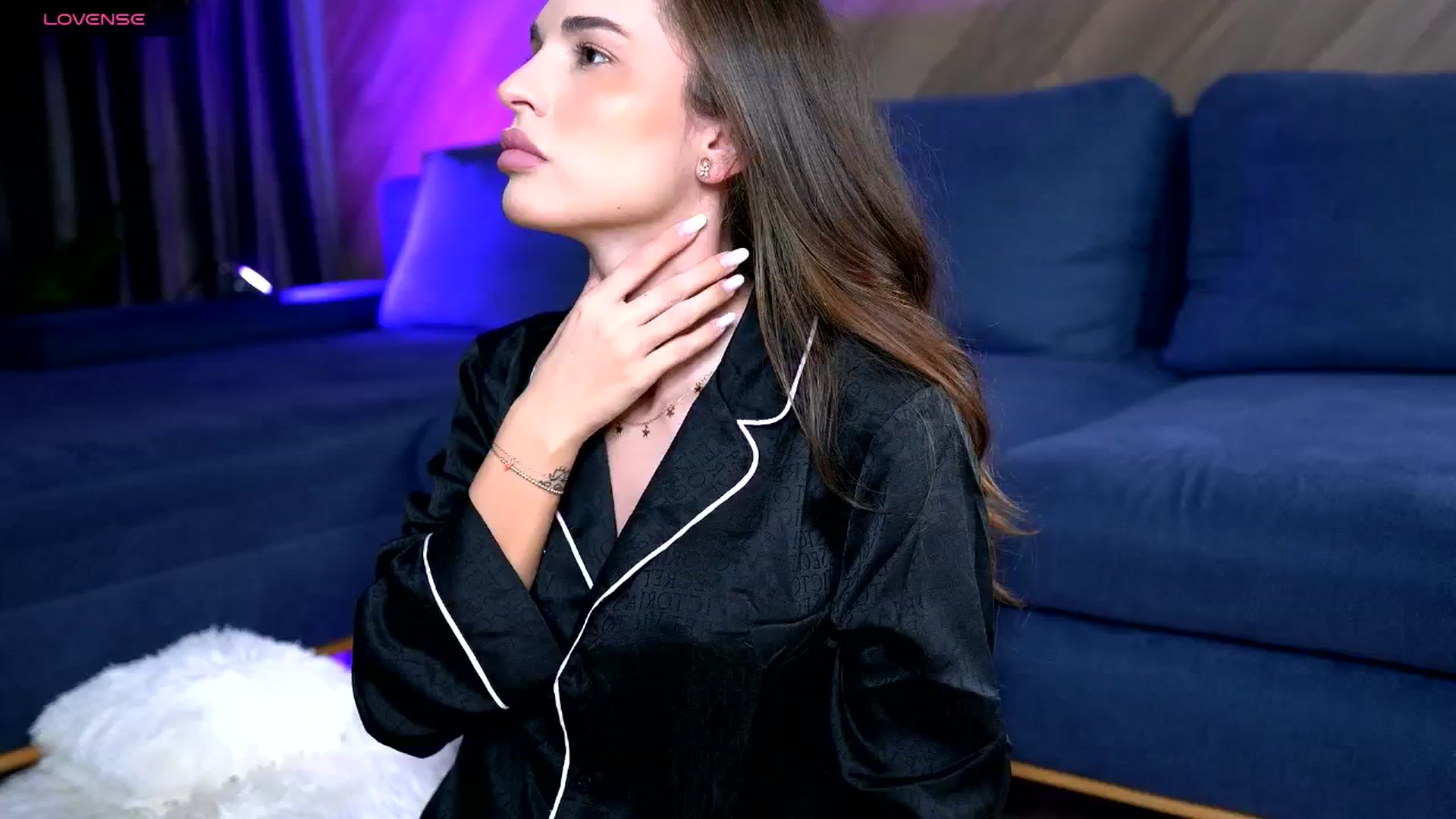 Gallery image thumbnail from EsmeAinsley's myfreecams stream on, 04/01/2026, 02:37 image 9 of 20