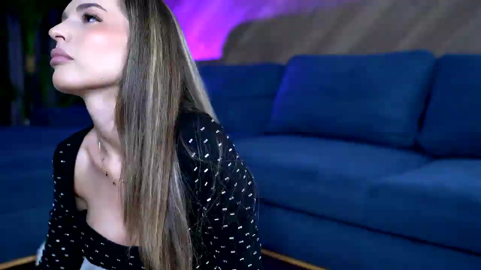 Gallery image thumbnail from EsmeAinsley's myfreecams stream on, 05/14/2026, 23:16 image 1 of 20