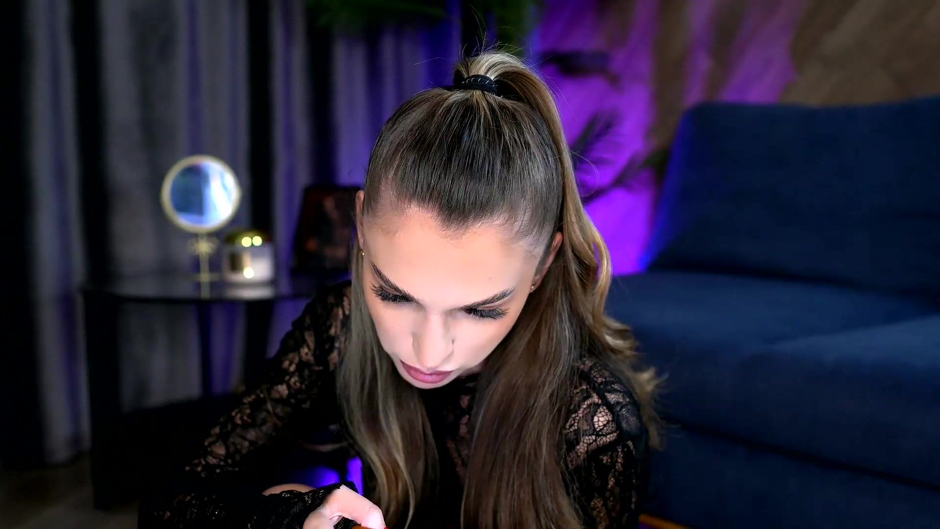 Gallery image thumbnail from EsmeAinsley's myfreecams stream on, 09/25/2026, 24:49 image 18 of 20