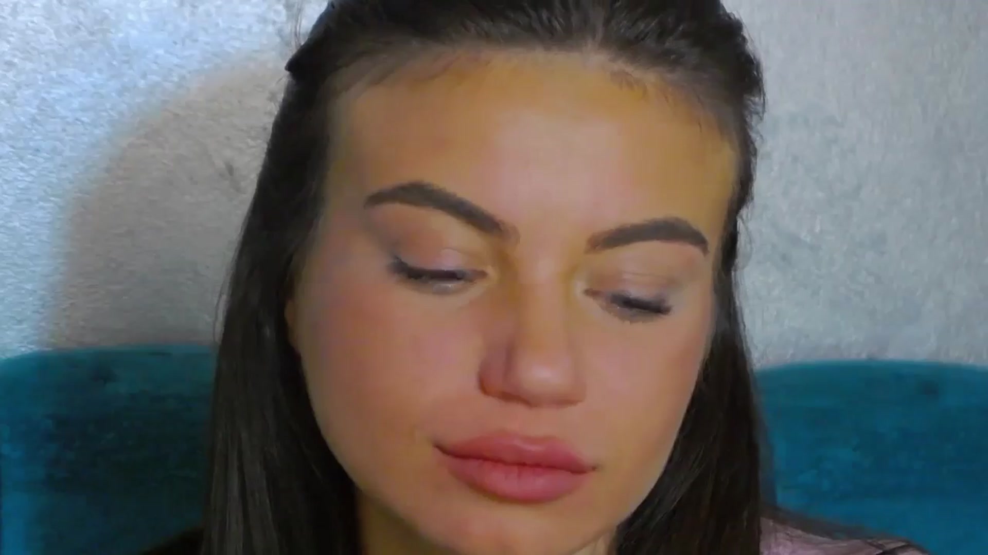 Gallery image thumbnail from EsmeLuv's myfreecams stream on, 05/20/2024, 24:00 image 12 of 20