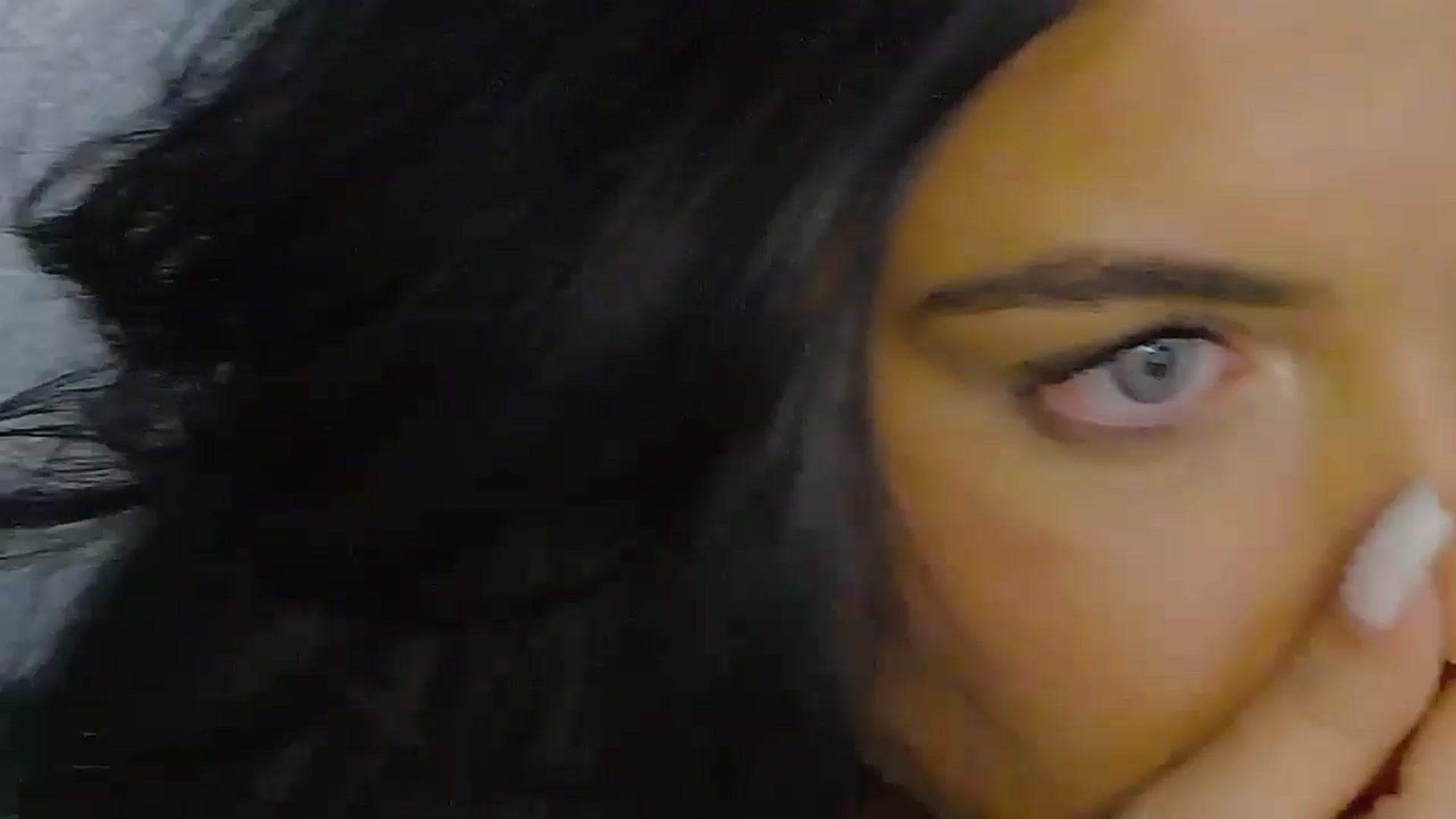 Gallery image thumbnail from EsmeLuv's myfreecams stream on, 05/26/2024, 20:51 image 18 of 20