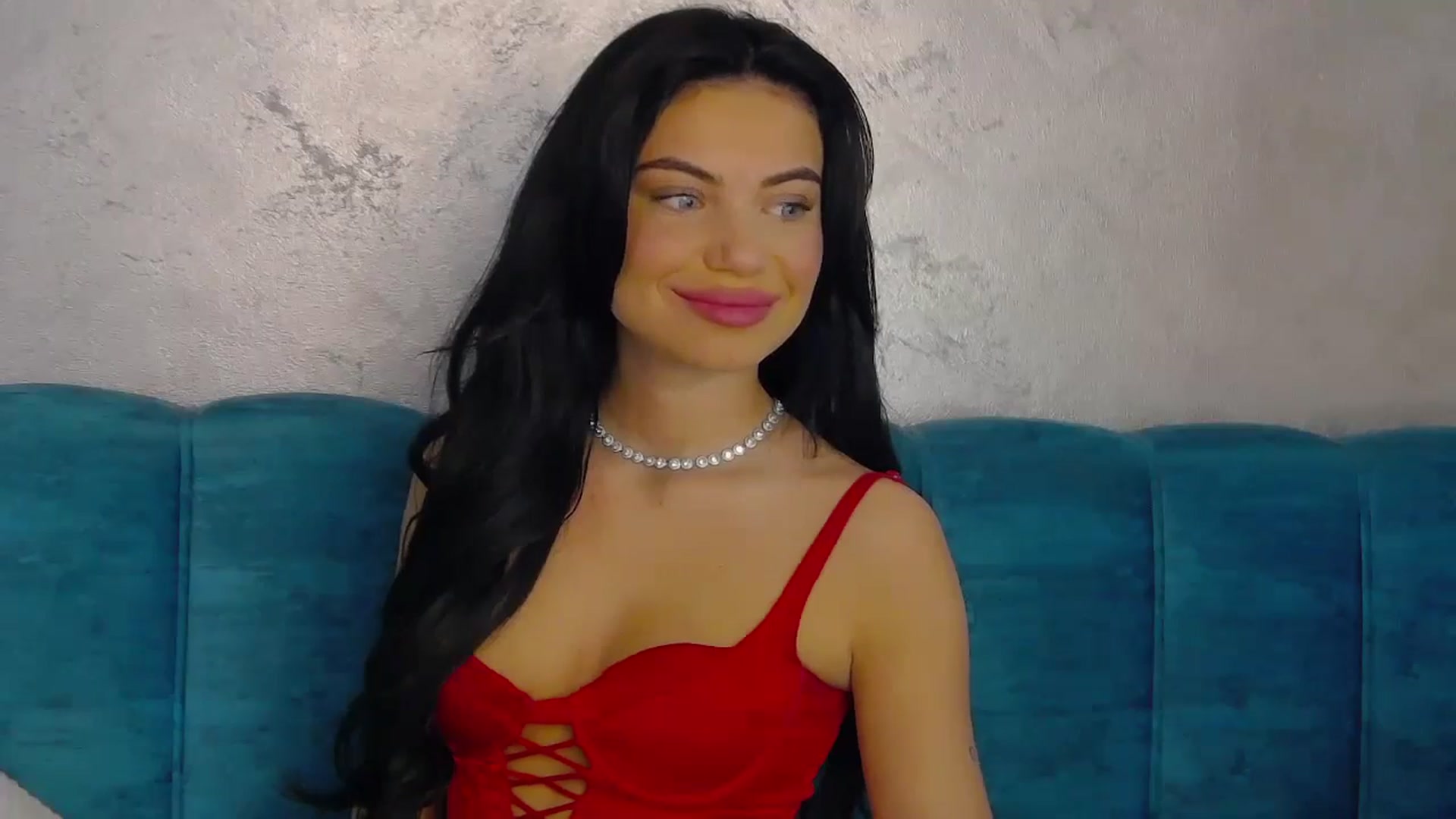 Gallery image thumbnail from EsmeLuv's myfreecams stream on, 05/27/2024, 21:23 image 2 of 20