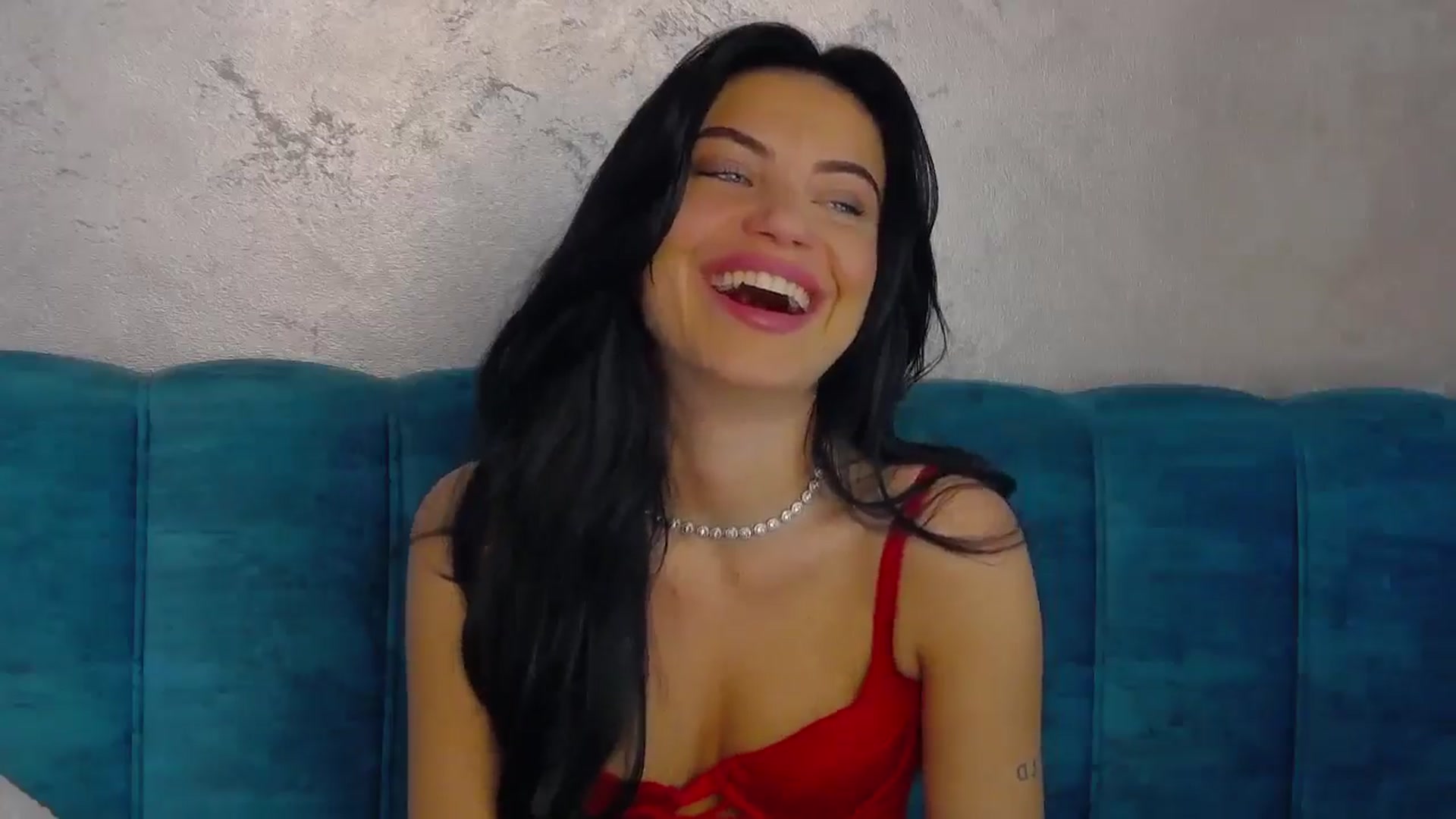 Gallery image thumbnail from EsmeLuv's myfreecams stream on, 05/27/2024, 22:06 image 3 of 20