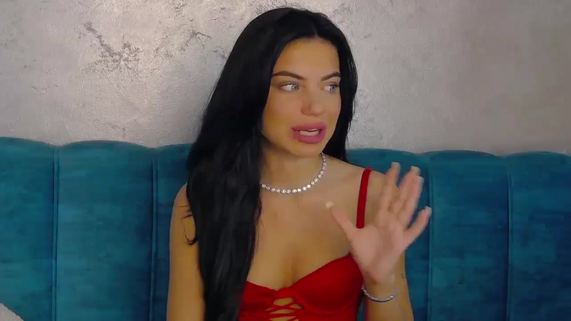 Gallery image thumbnail from EsmeLuv's myfreecams stream on, 05/27/2024, 22:06 image 10 of 20