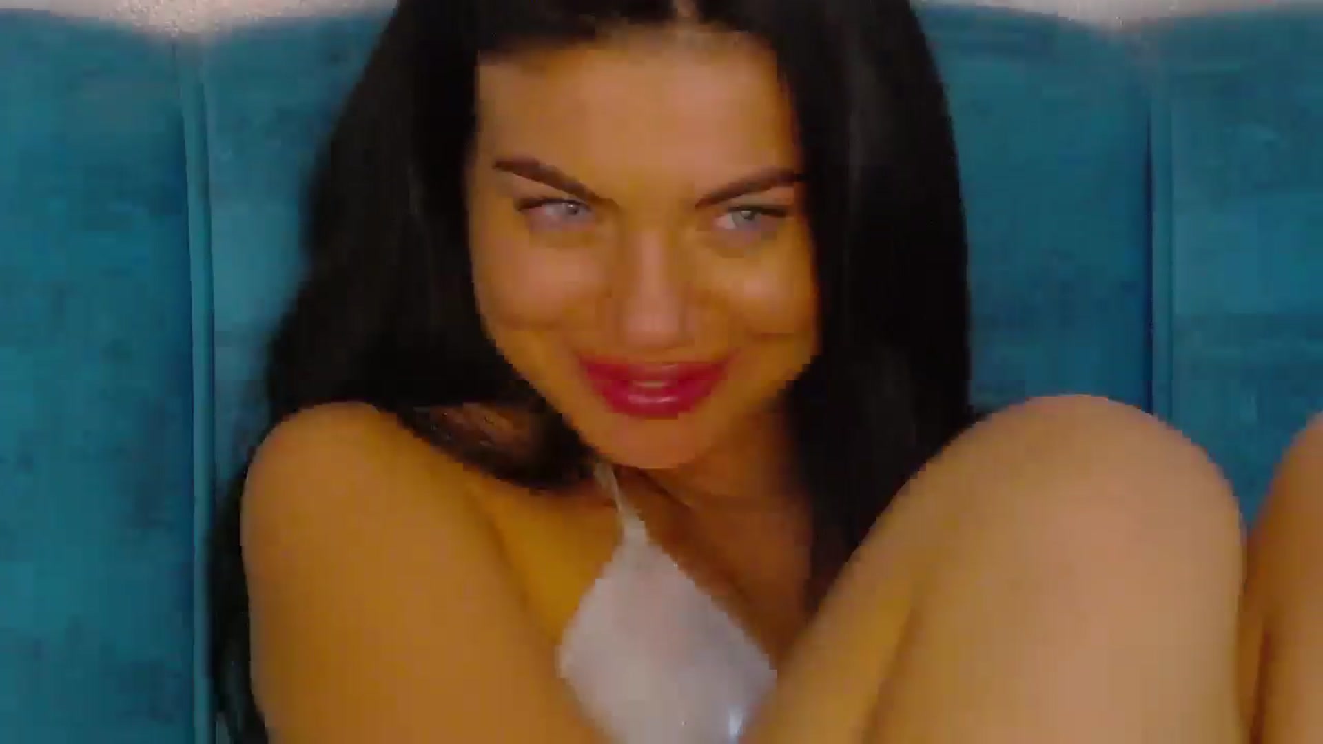 Gallery image thumbnail from EsmeLuv's myfreecams stream on, 06/08/2024, 21:10 image 13 of 20