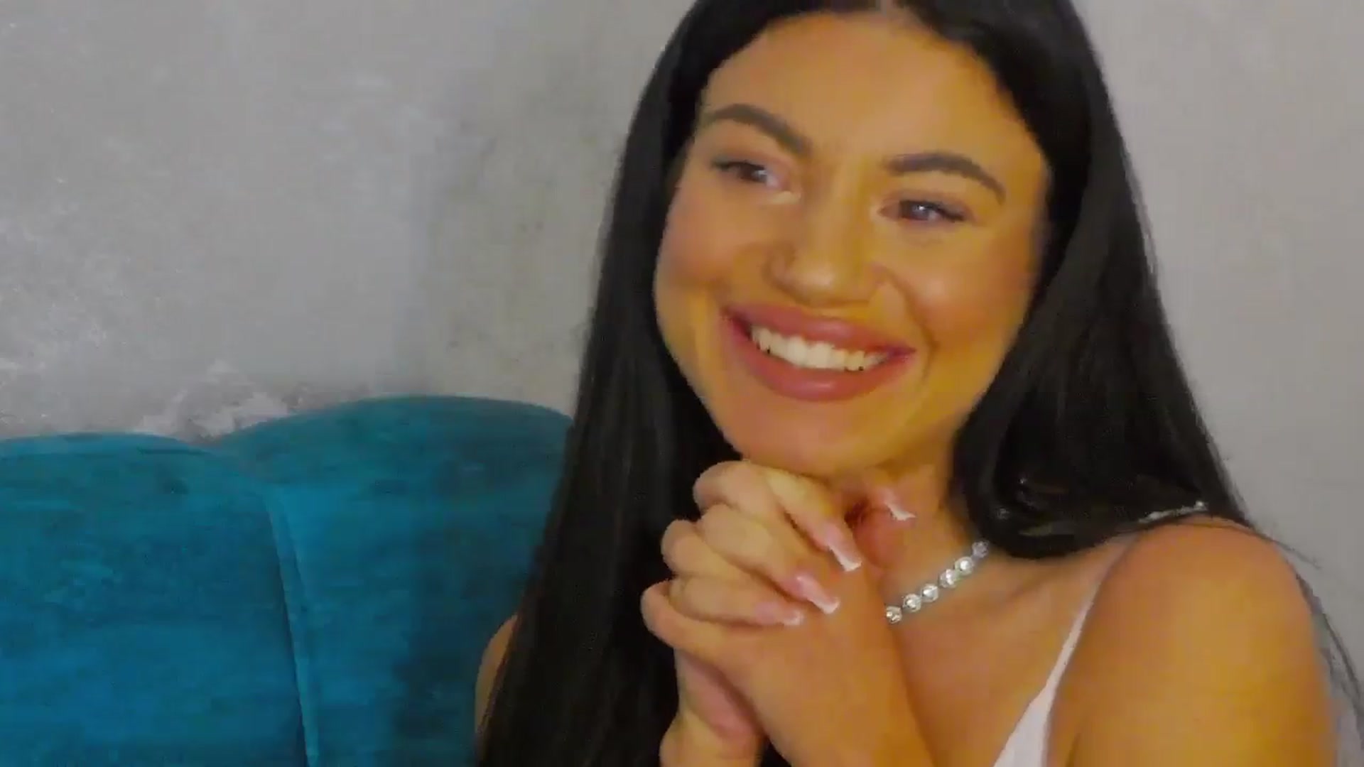 Gallery image thumbnail from EsmeLuv's myfreecams stream on, 06/20/2024, 21:59 image 8 of 20