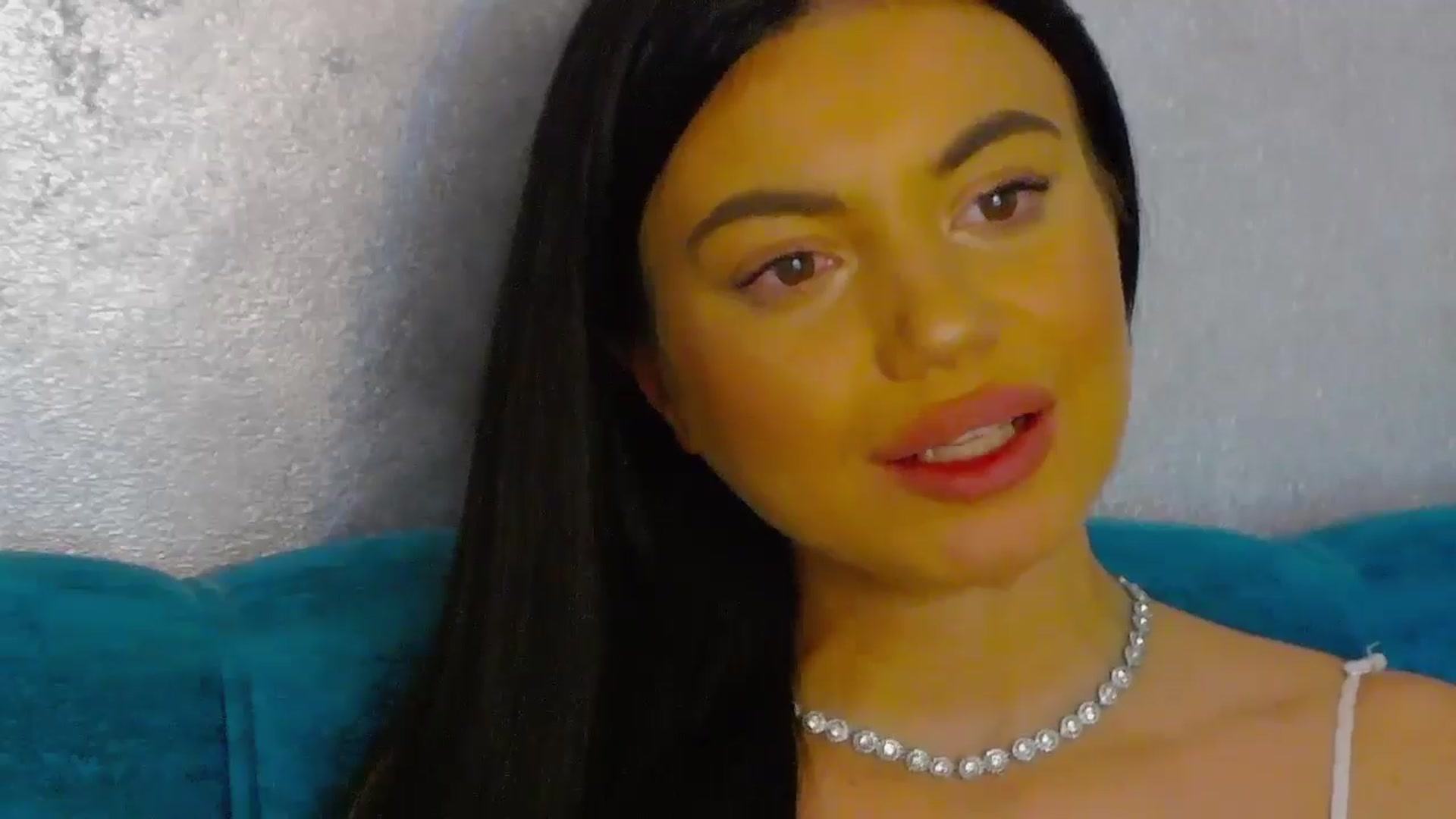 Gallery image thumbnail from EsmeLuv's myfreecams stream on, 06/20/2024, 21:59 image 20 of 20