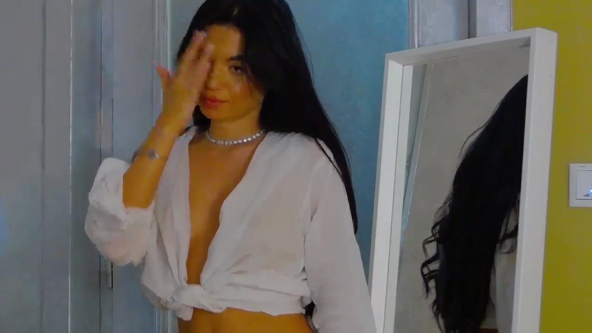 Gallery image thumbnail from EsmeLuv's myfreecams stream on, 06/20/2024, 22:59 image 5 of 20