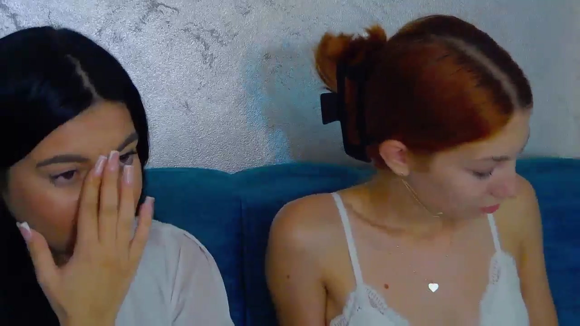 Gallery image thumbnail from EsmeLuv's myfreecams stream on, 06/21/2024, 03:21 image 7 of 20