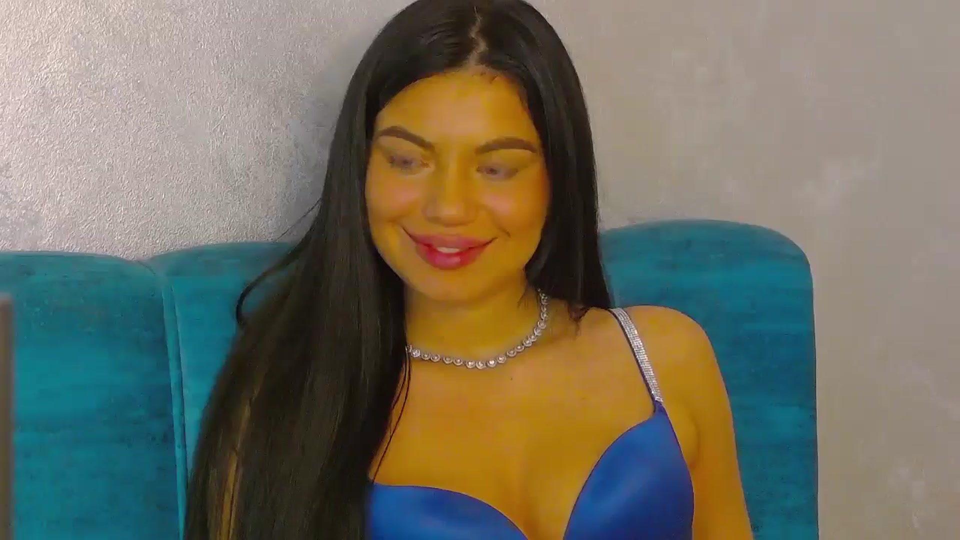 Gallery image thumbnail from EsmeLuv's myfreecams stream on, 06/23/2024, 02:01 image 3 of 20