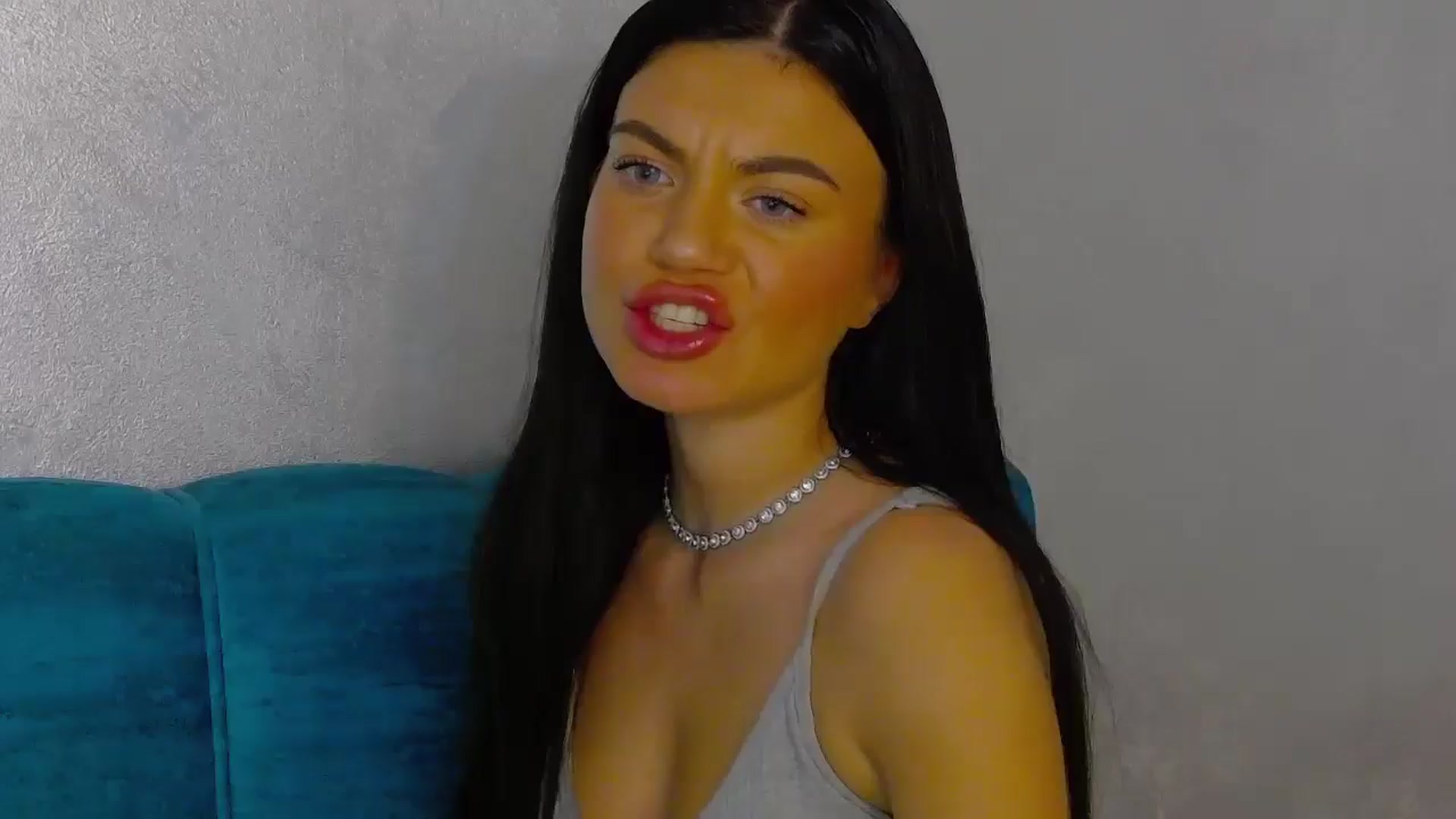 Gallery image thumbnail from EsmeLuv's myfreecams stream on, 06/23/2024, 21:33 image 12 of 20