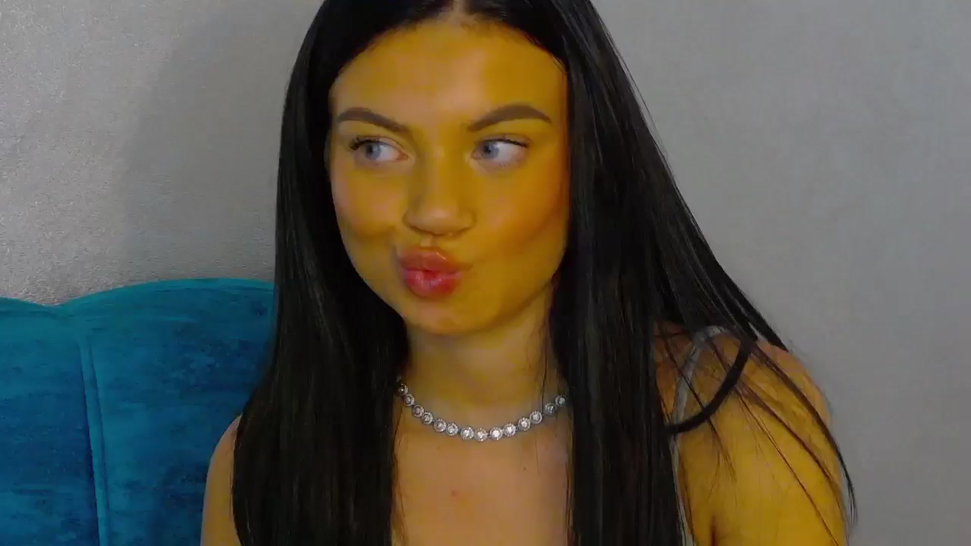 Gallery image thumbnail from EsmeLuv's myfreecams stream on, 06/23/2024, 23:21 image 1 of 20