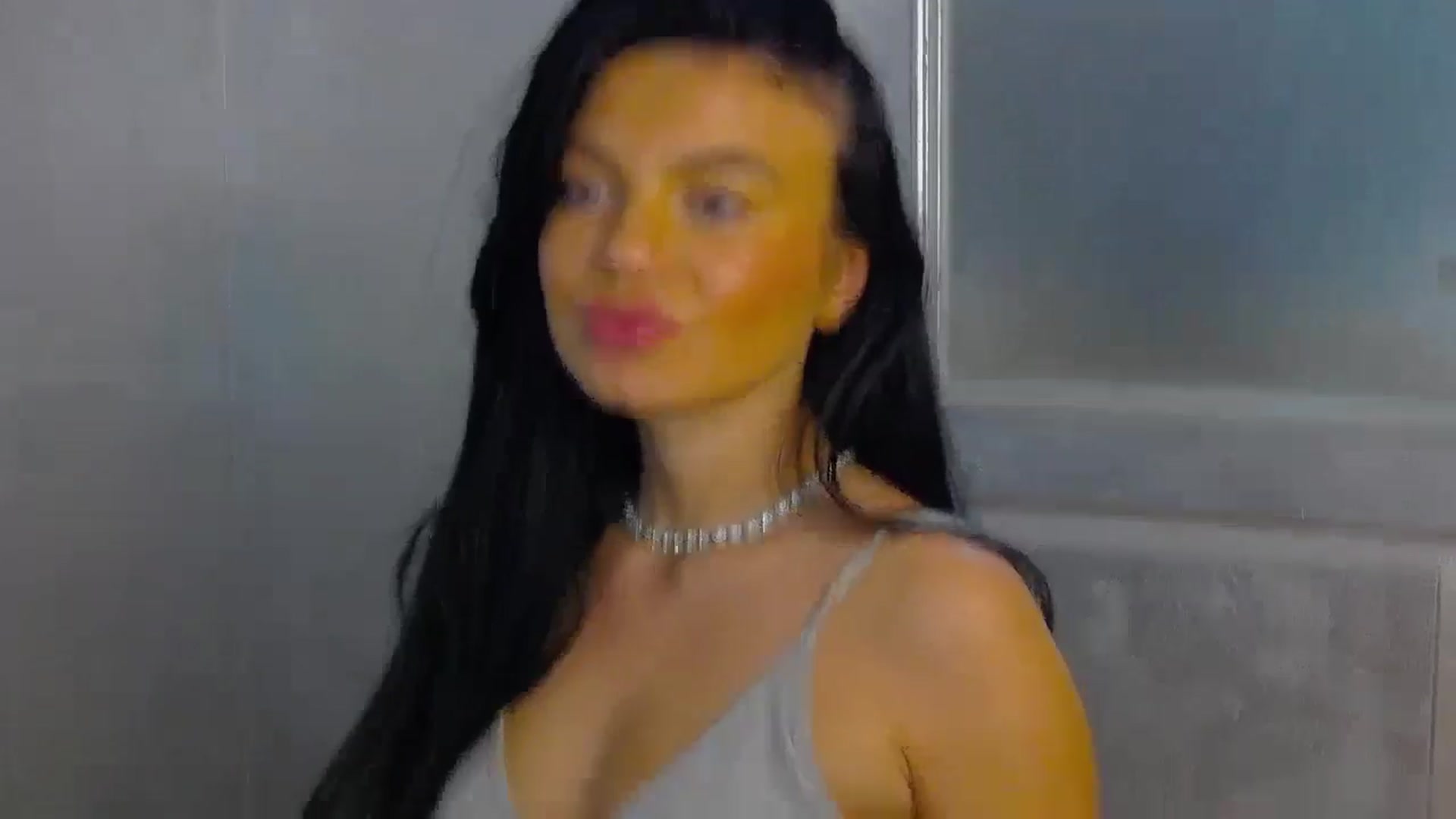 Gallery image thumbnail from EsmeLuv's myfreecams stream on, 06/23/2024, 23:21 image 11 of 20