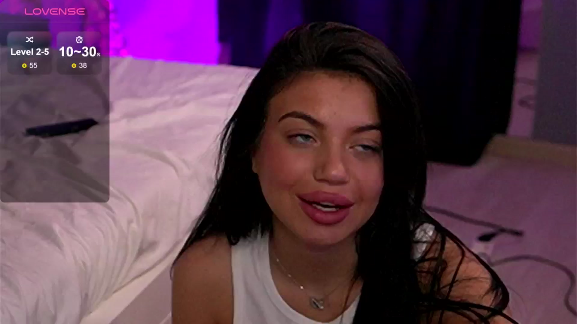 Gallery image thumbnail from EsmeLuv's myfreecams stream on, 10/18/2024, 10:52 image 19 of 20