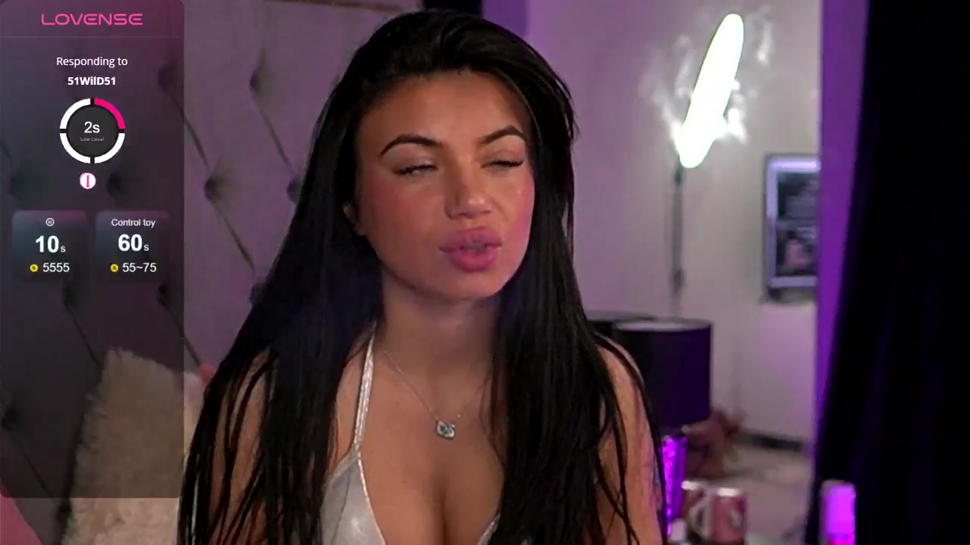 Gallery image thumbnail from EsmeLuv's myfreecams stream on, 10/24/2024, 10:30 image 9 of 20