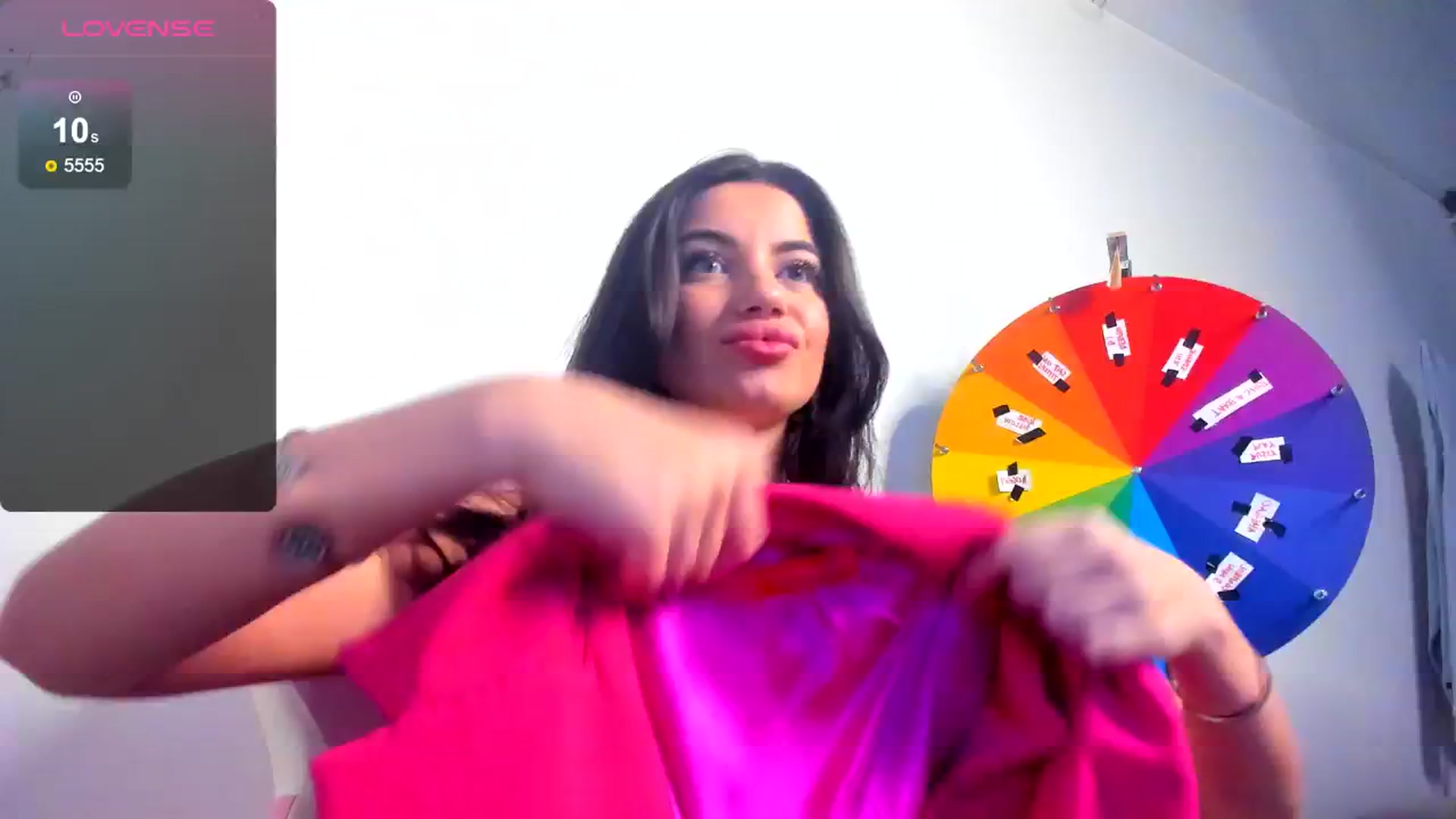 Gallery image thumbnail from EsmeLuv's myfreecams stream on, 05/28/2025, 14:47 image 11 of 20