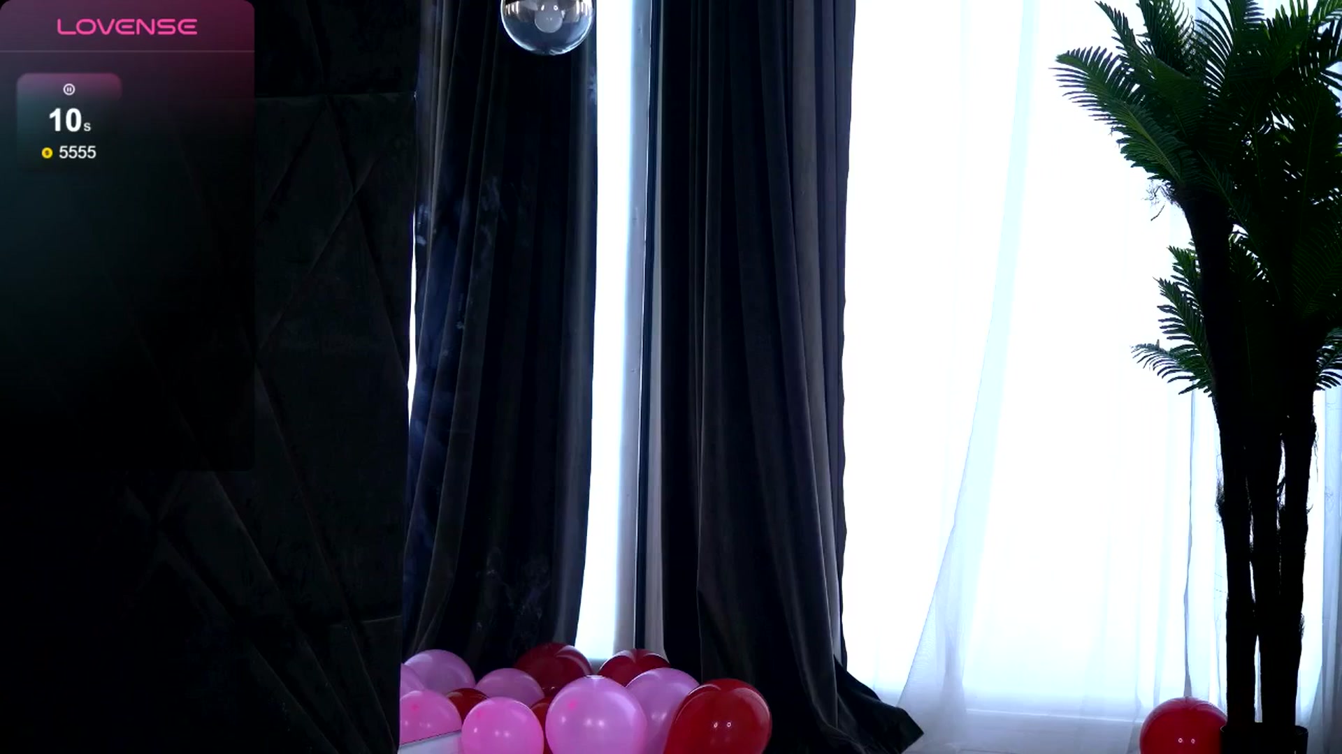 Gallery image thumbnail from EsmeLuv's myfreecams stream on, 06/08/2025, 13:11 image 7 of 20