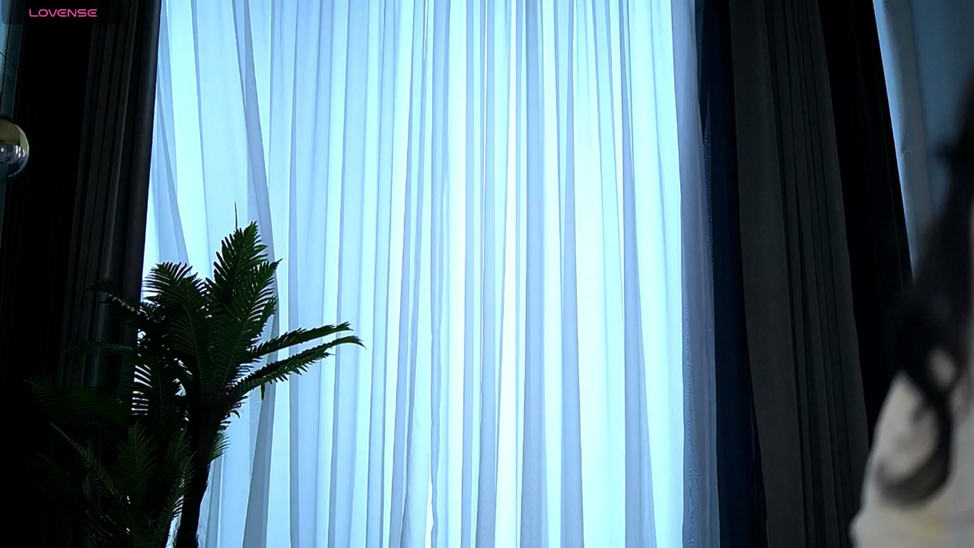 Gallery image thumbnail from EsmeLuv's myfreecams stream on, 08/09/2025, 08:31 image 16 of 20