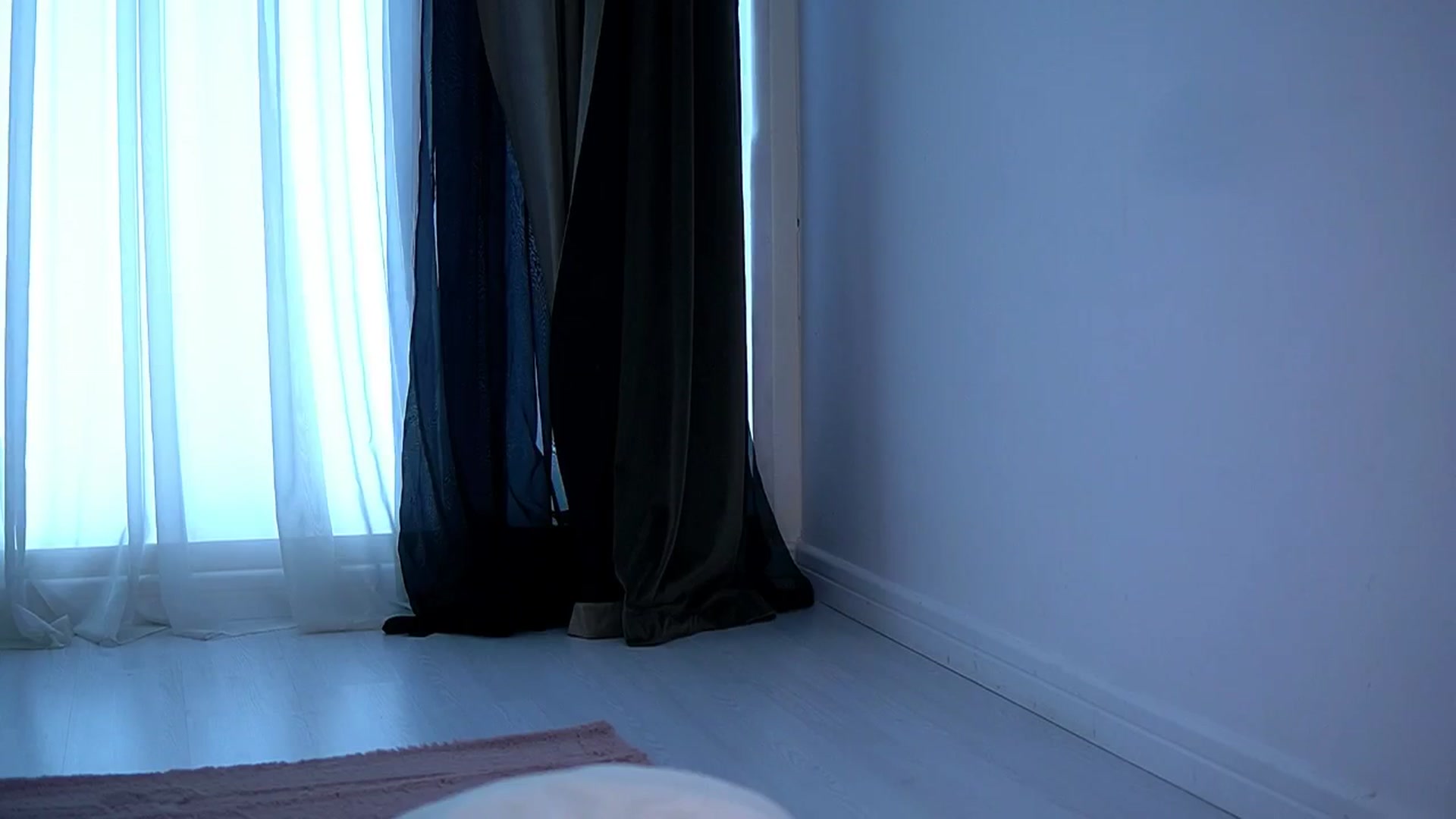 Gallery image thumbnail from EsmeLuv's myfreecams stream on, 08/28/2025, 11:37 image 19 of 20