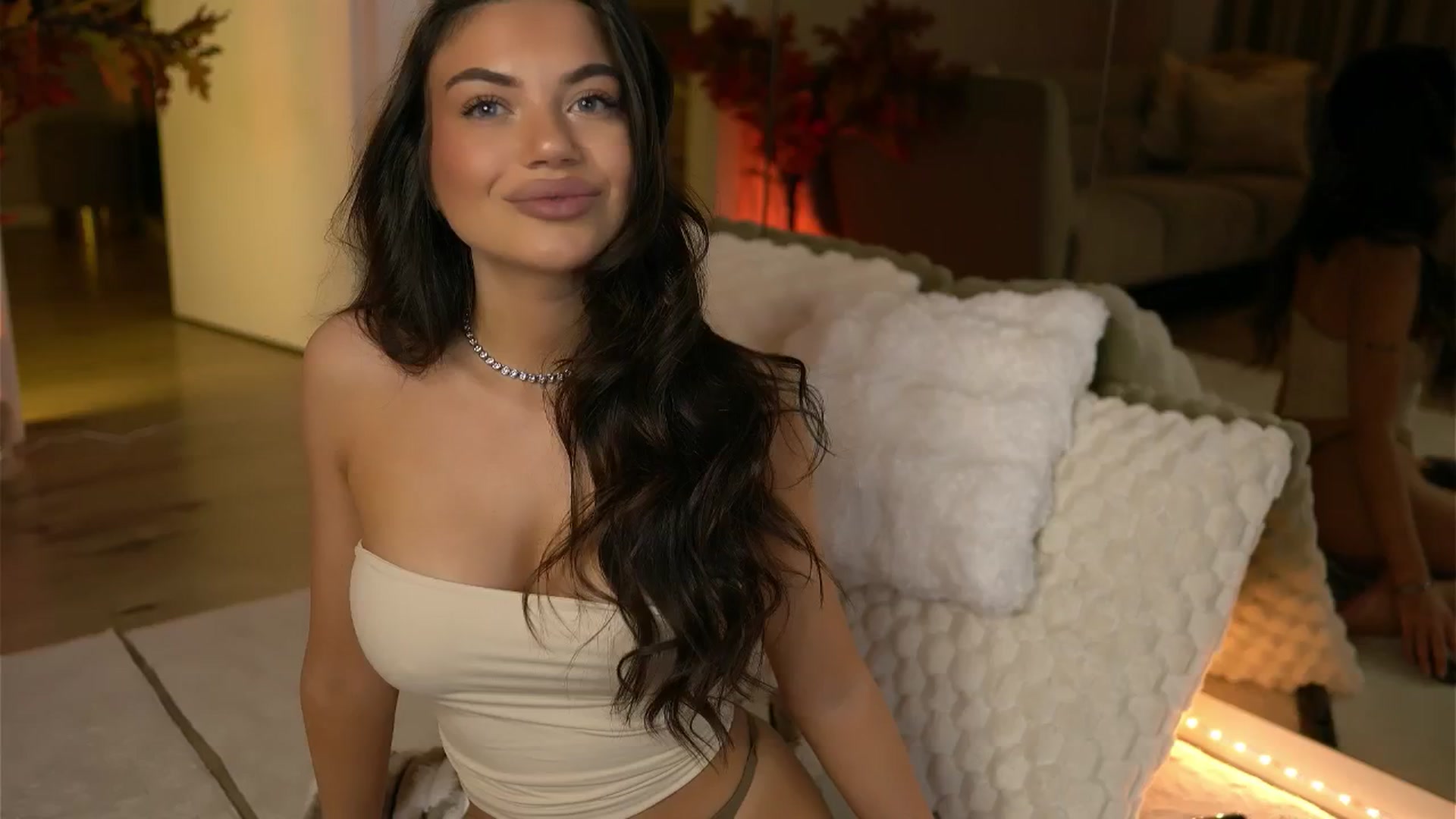 Gallery image thumbnail from EsmeLuv's myfreecams stream on, 01/23/2026, 18:09 image 4 of 20